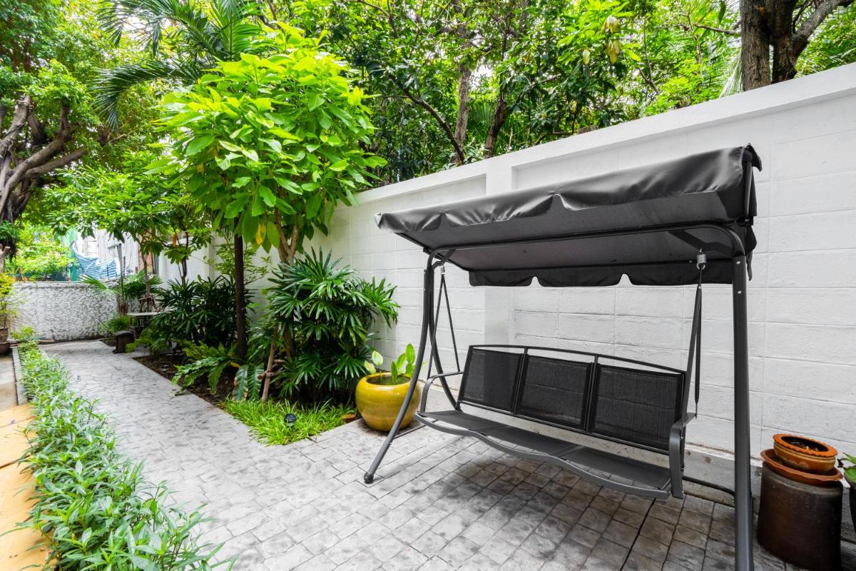 outdoor BBQ area