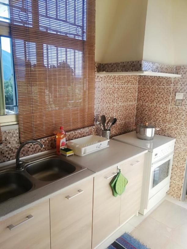 Iro - Kostas House 1 en Chalkida — kitchen
