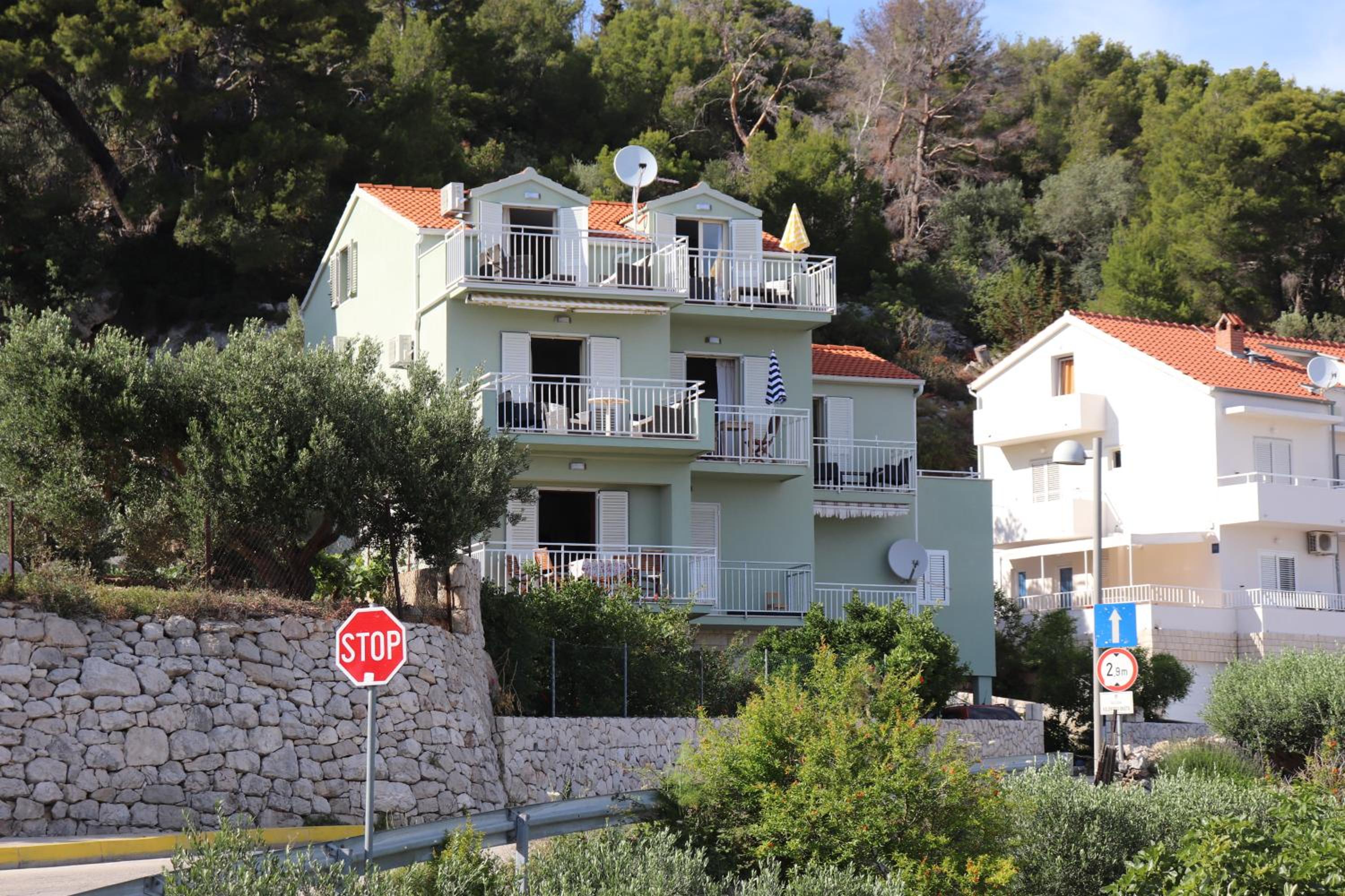 Apartments Frane