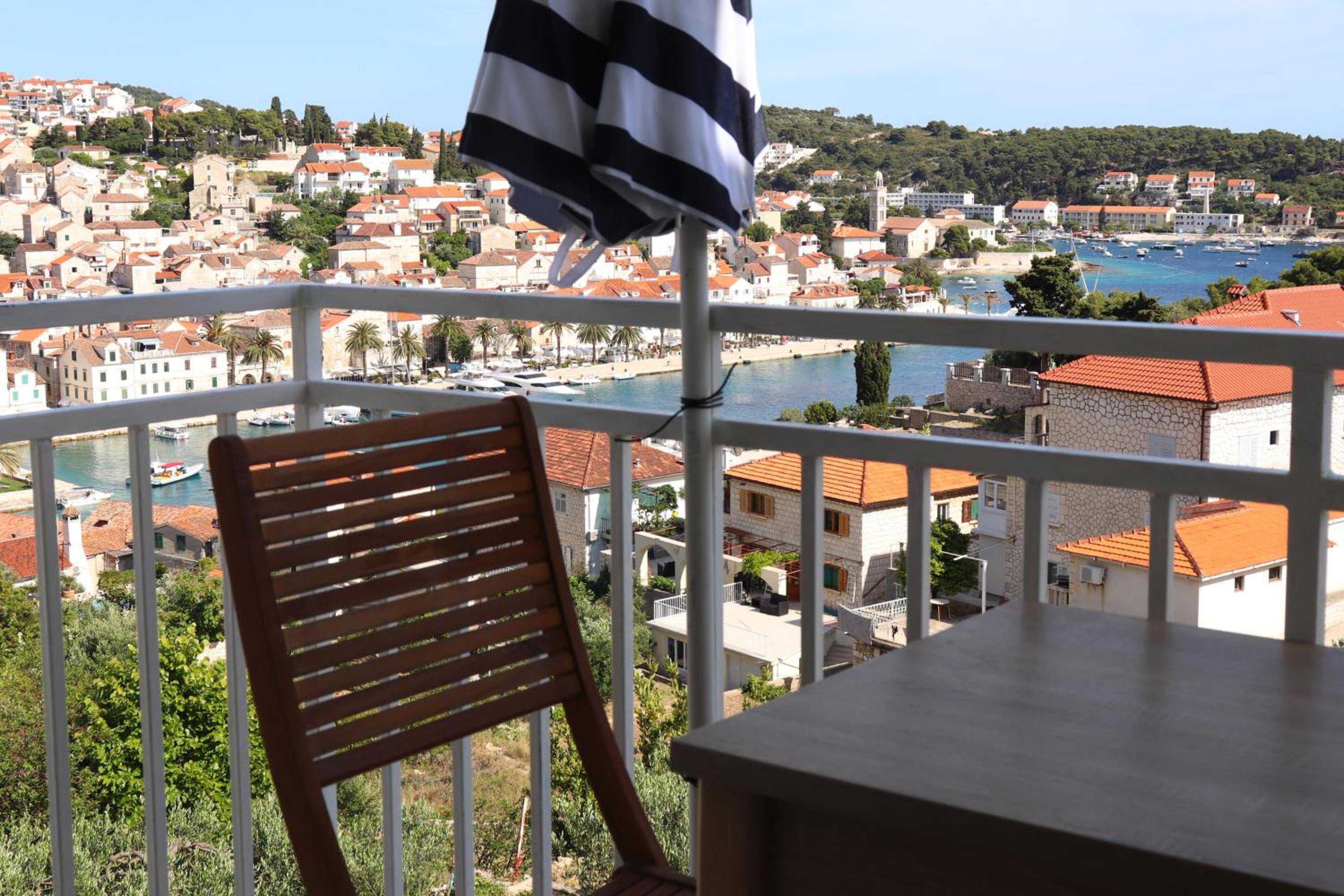Apartments Frane