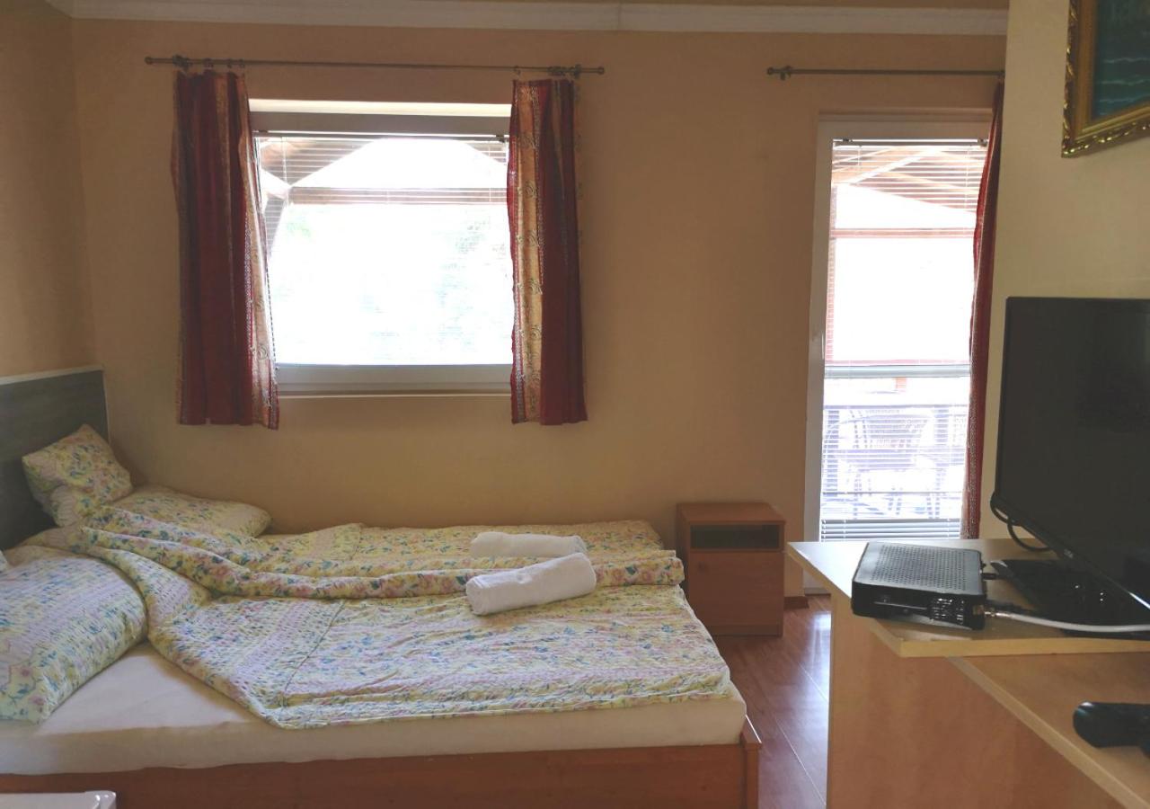 Vitorlás Apartmanház view 5