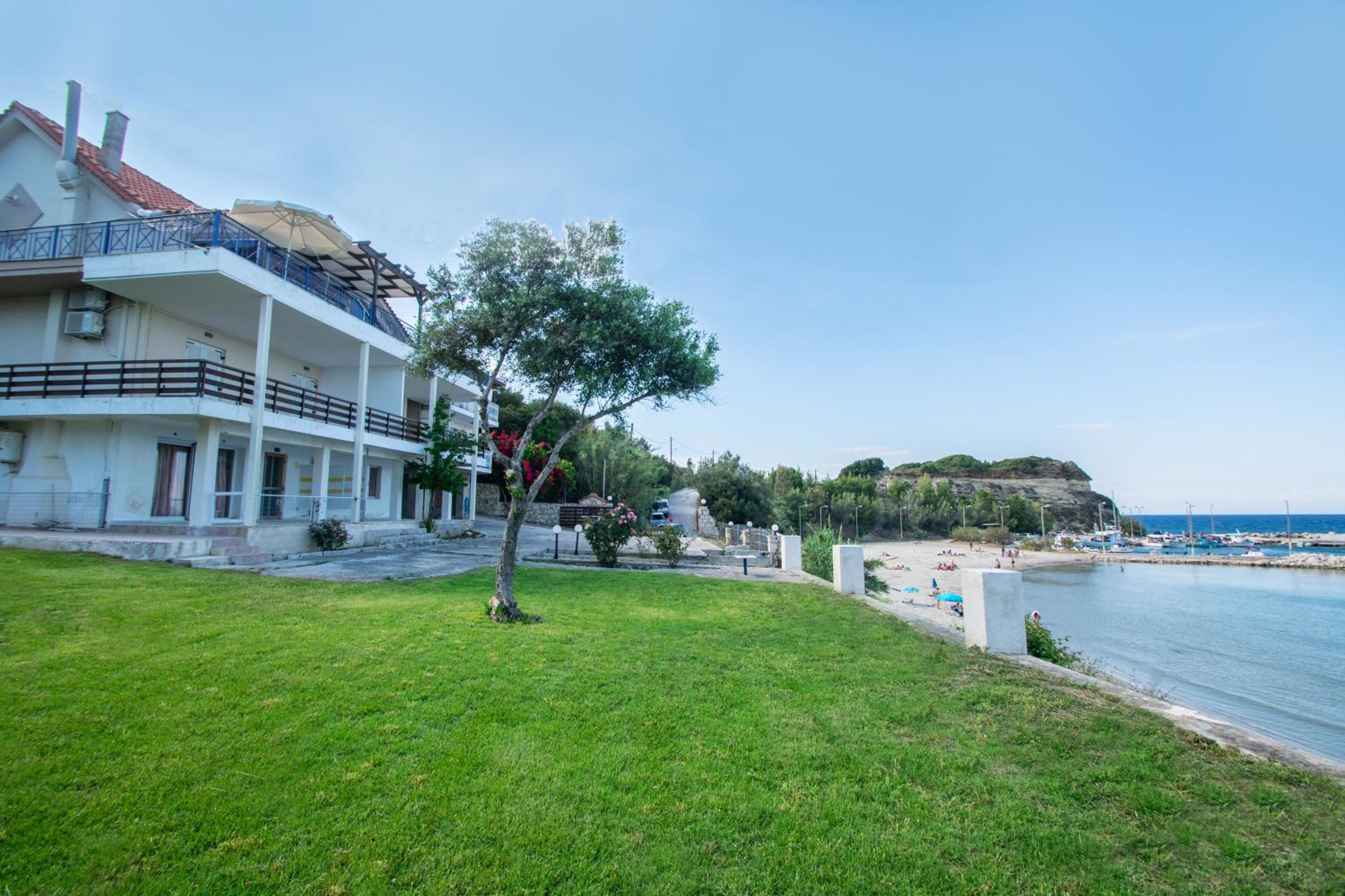 Paradiso Del Mare On the Beach by "elite" photo 1