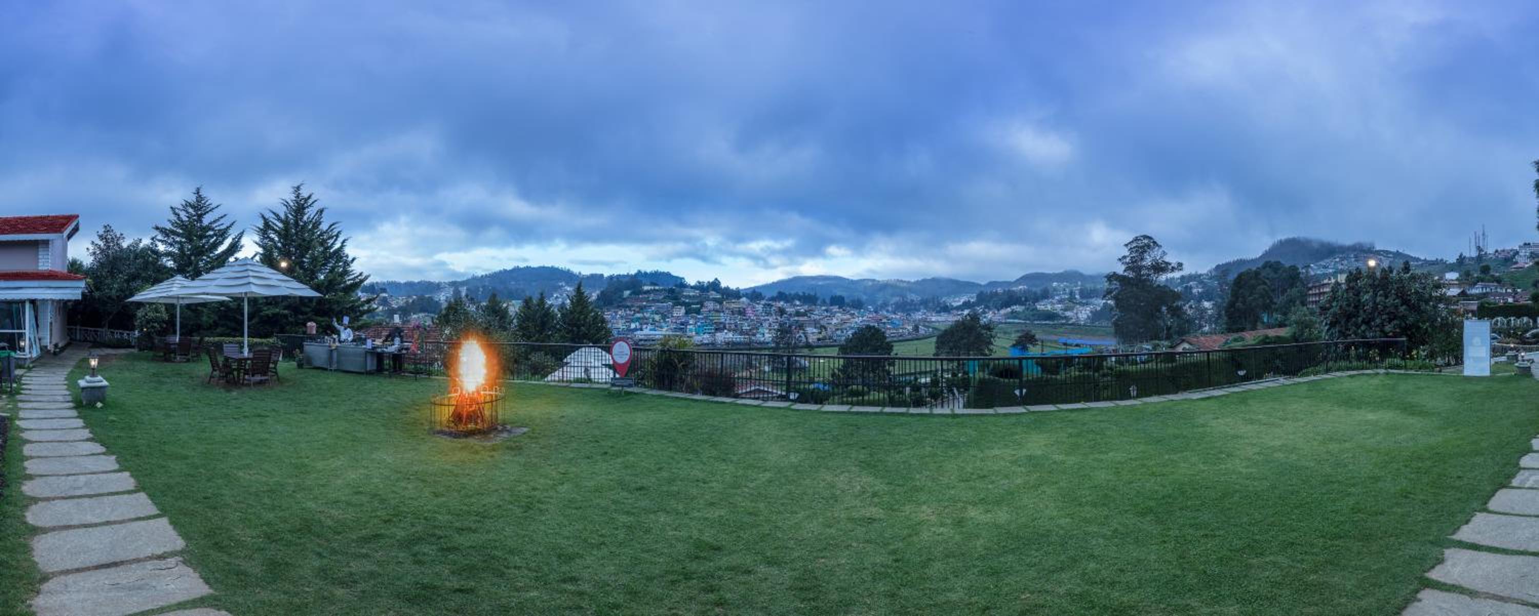 Photo 12