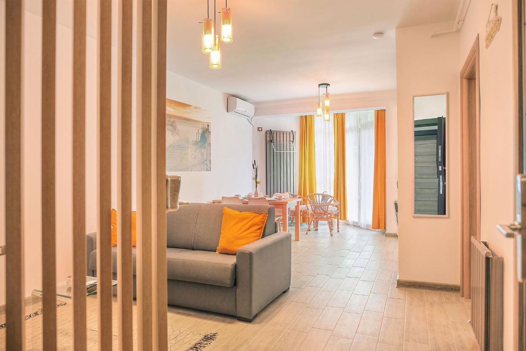 Opal Luxury Apartment 110 Spa n Pool Beach resort view 2