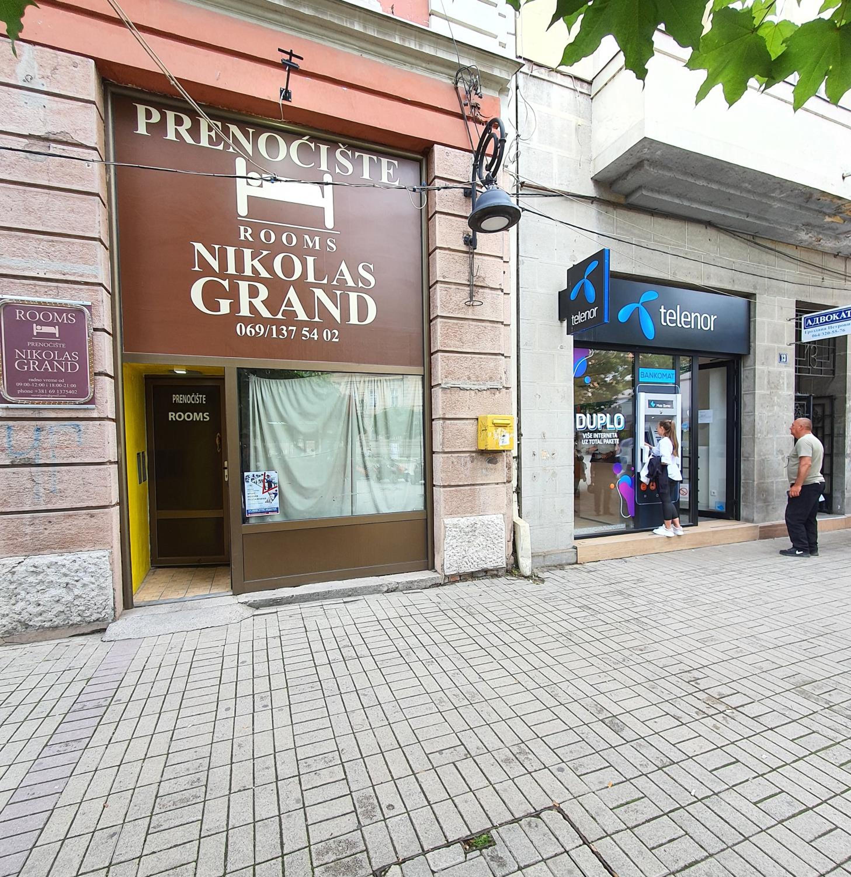 Photo 18