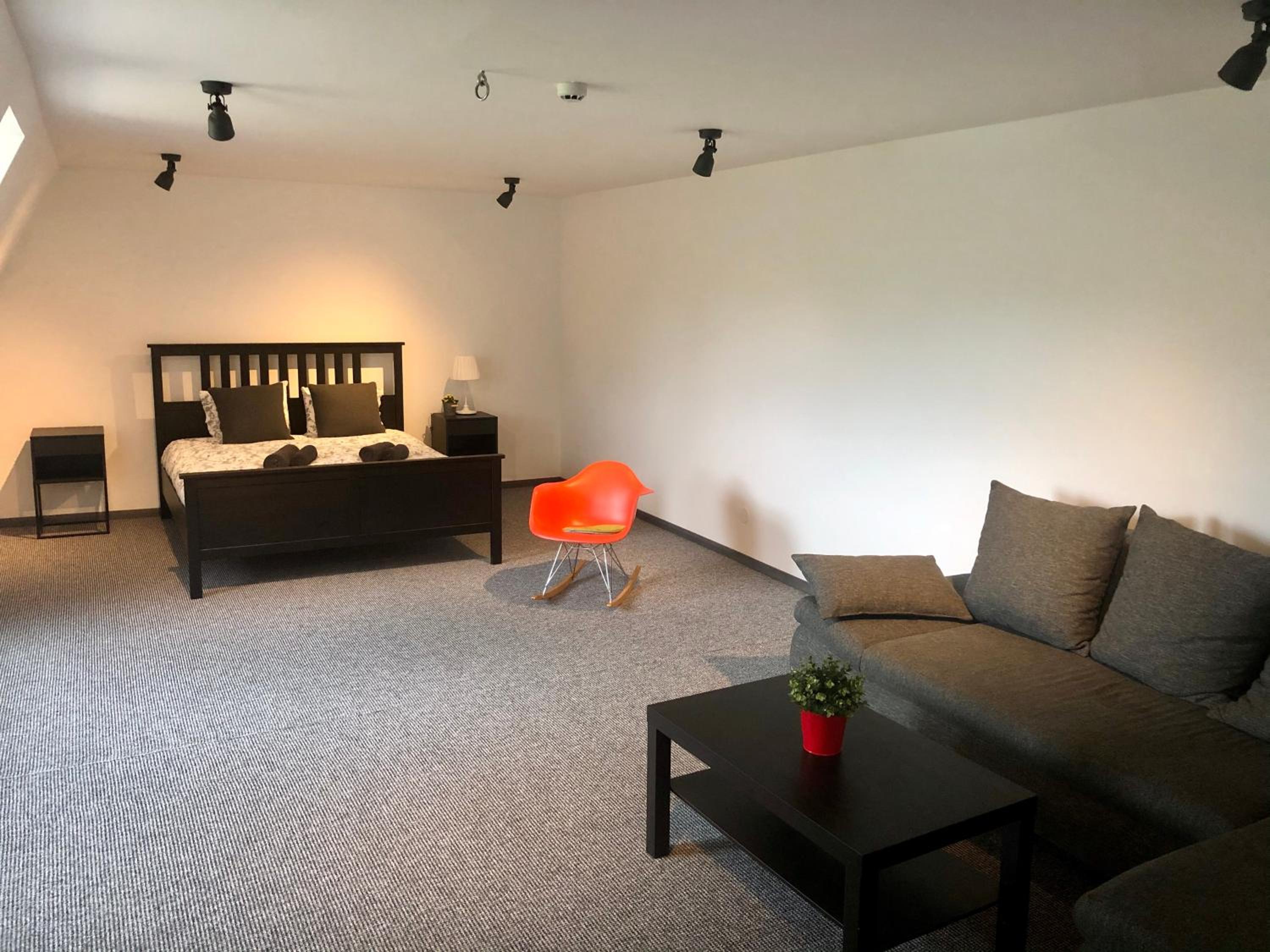 Ramer Tower apartment in Old Town view 2