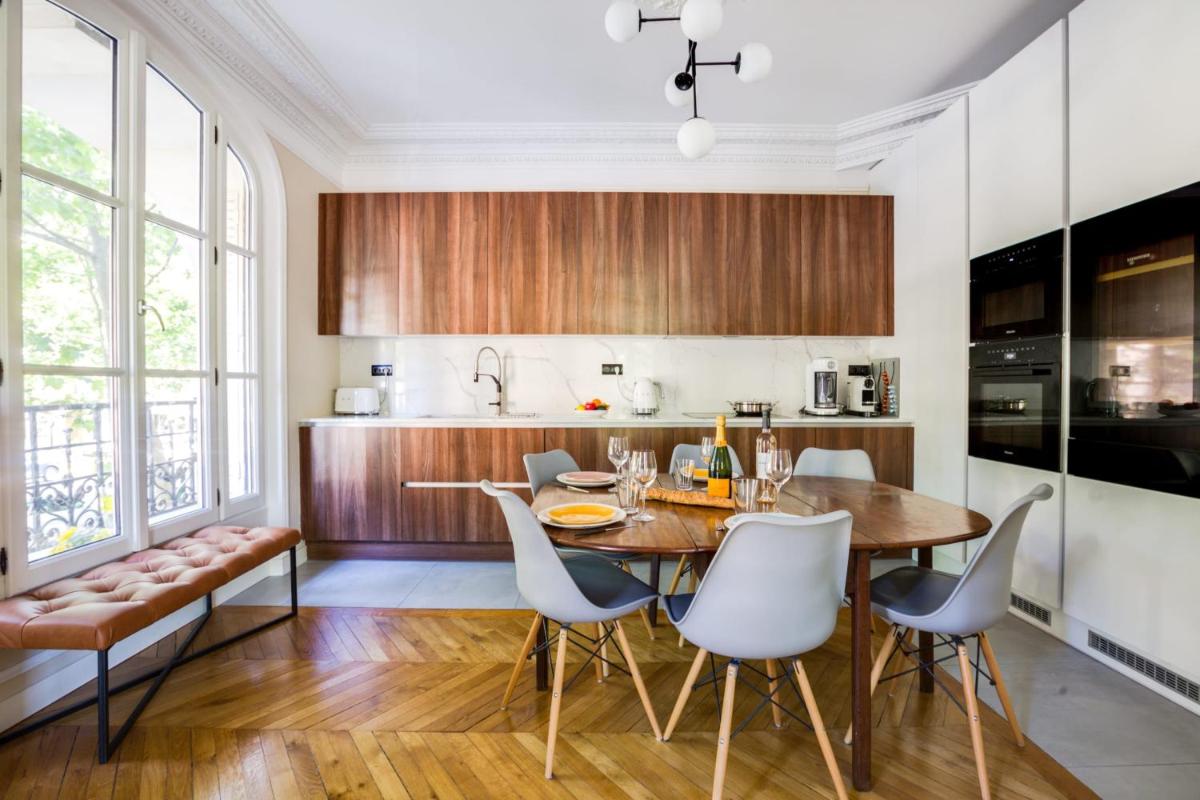 GuestReady - Grand Family Home near The Eiffel Tower