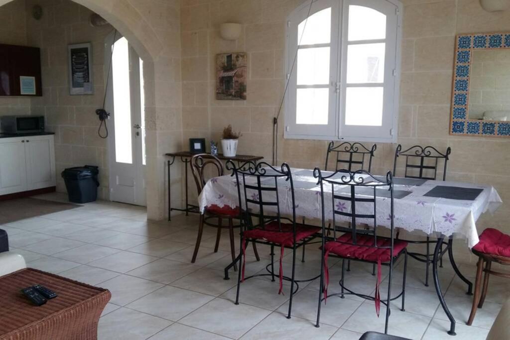 Photo 28