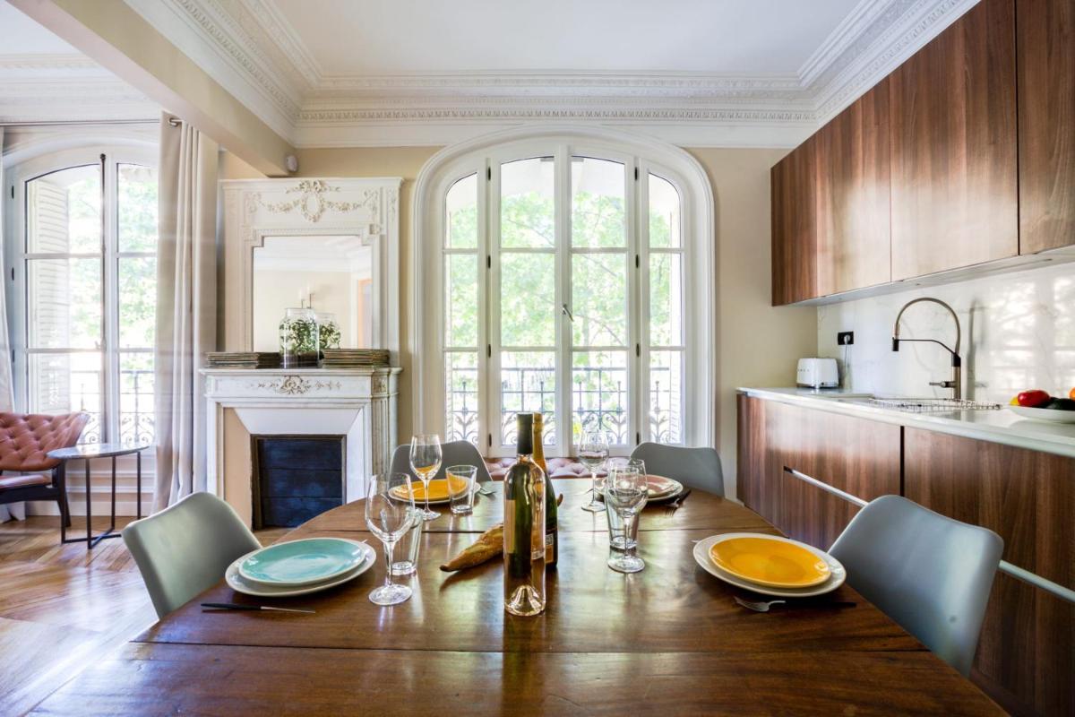 GuestReady - Grand Family Home near The Eiffel Tower