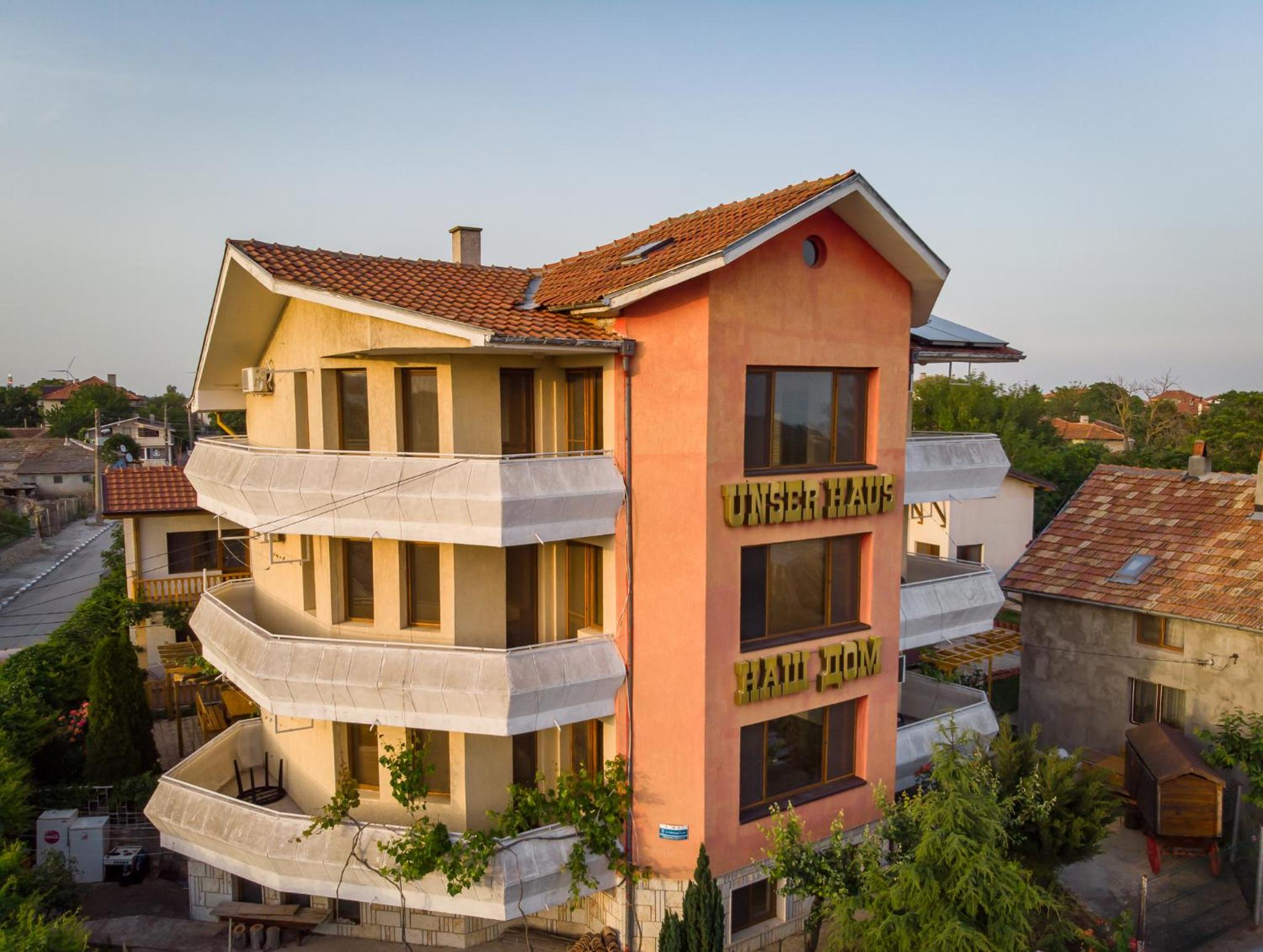 Guest House Nash Dom