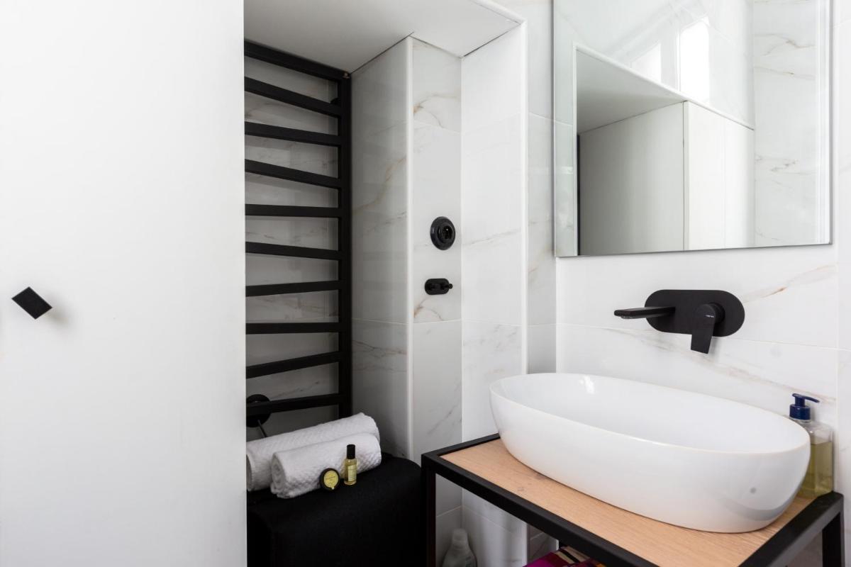 GuestReady - Grand Family Home near The Eiffel Tower