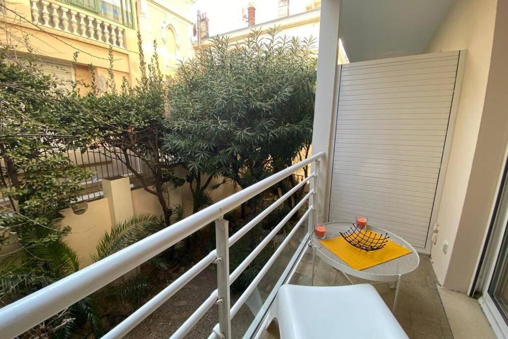 Renovated 2 bedrooms 50m from the Croisette and the sea photo 4