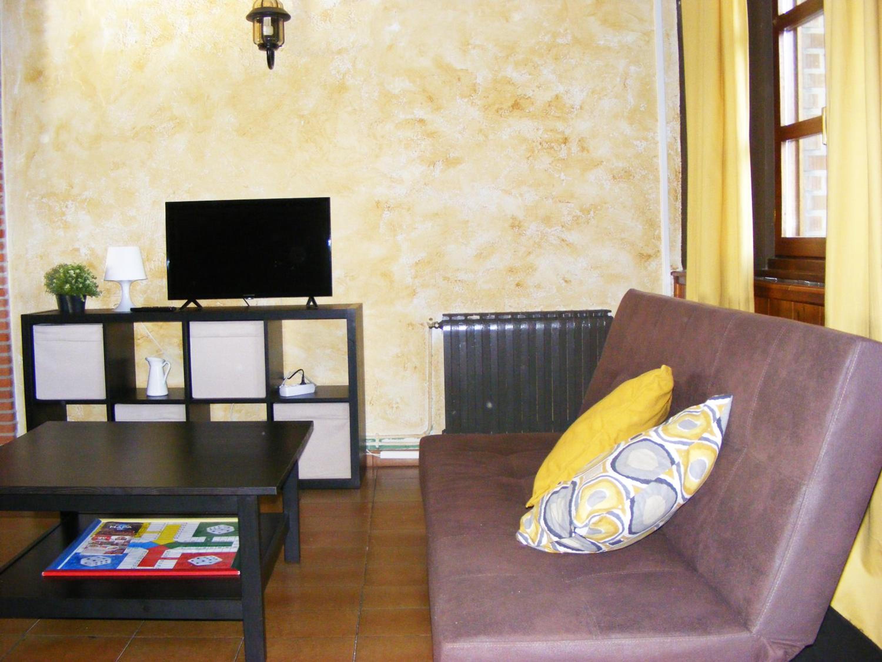 Casa Antuña Valdesoto view 3