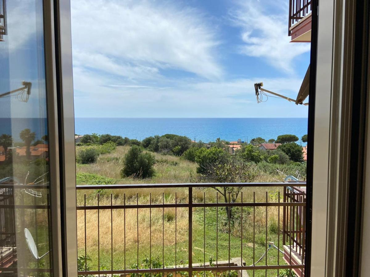 Casa Borrelli view 3