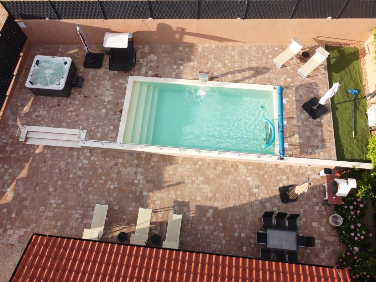 Villa Dalmatian view 3