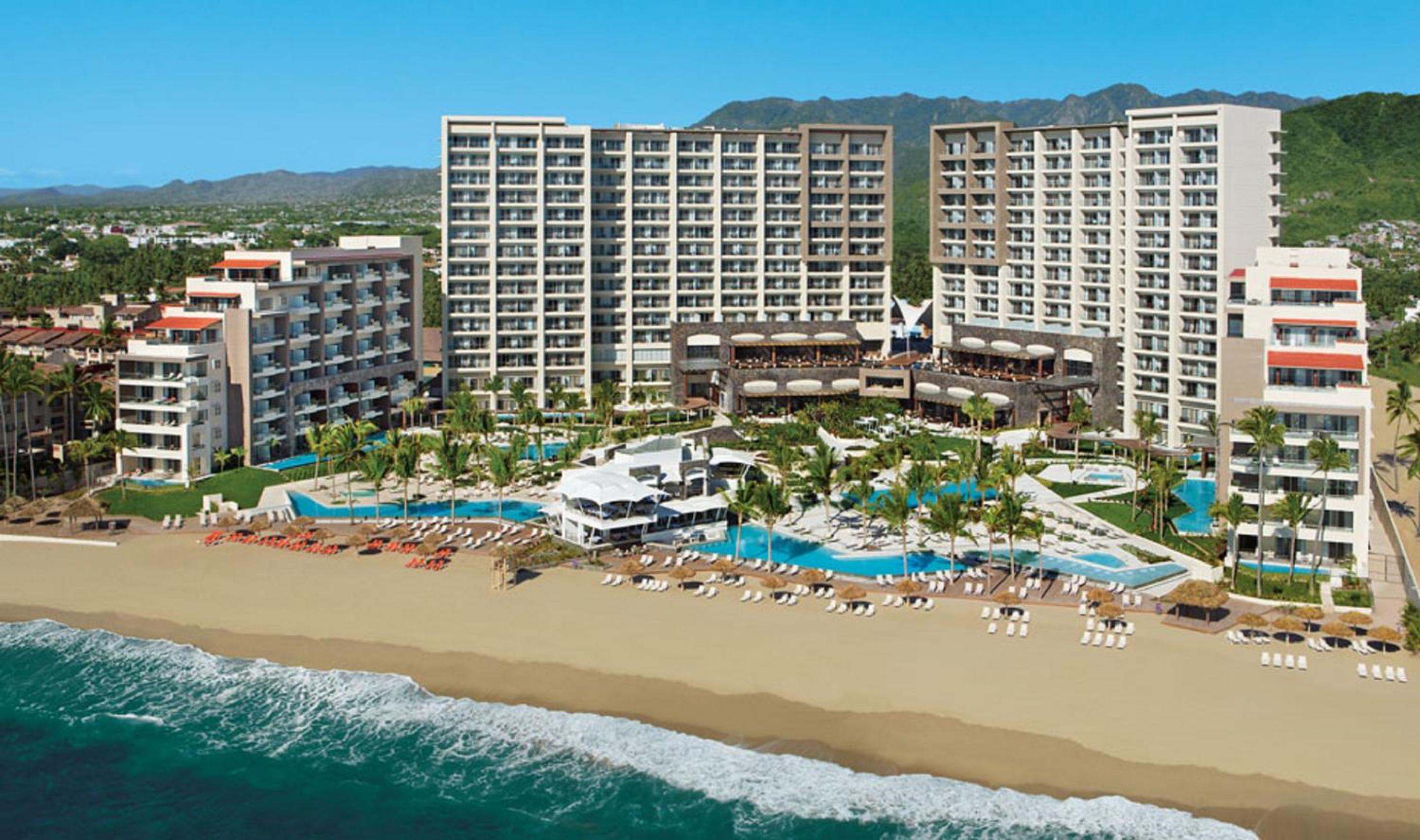 Puerto Vallarta Vacations - Dreams Vallarta Bay Resorts  Spa - All Inclusive - Property Image 1
