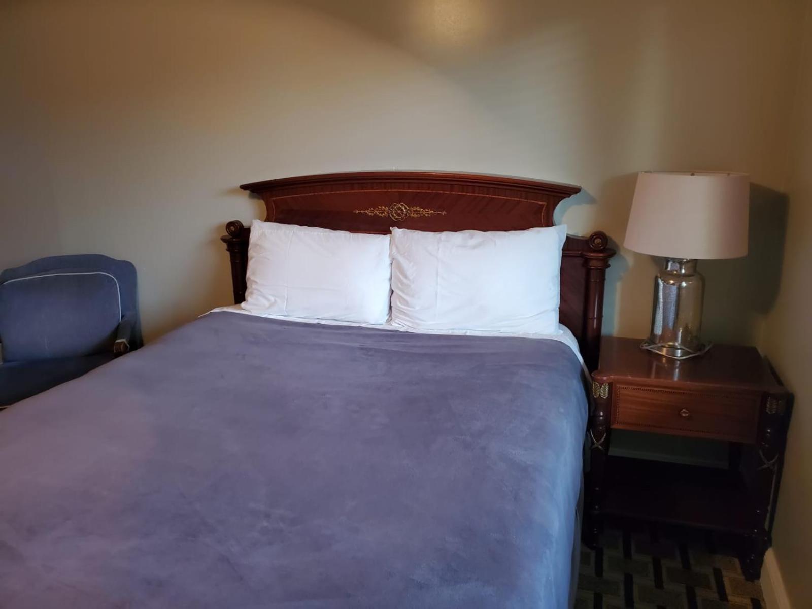 Golden Gate Lodging