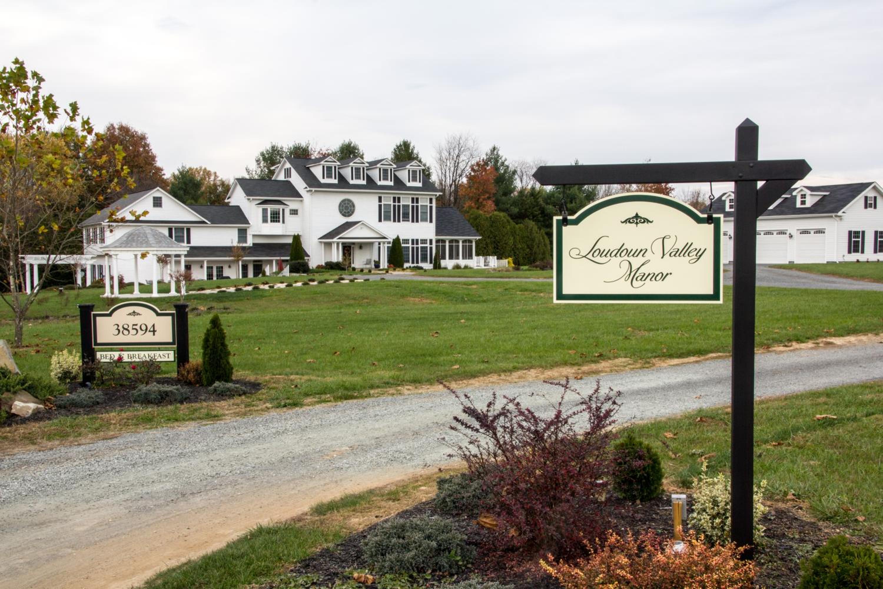 Loudoun Valley Manor B&B view 2