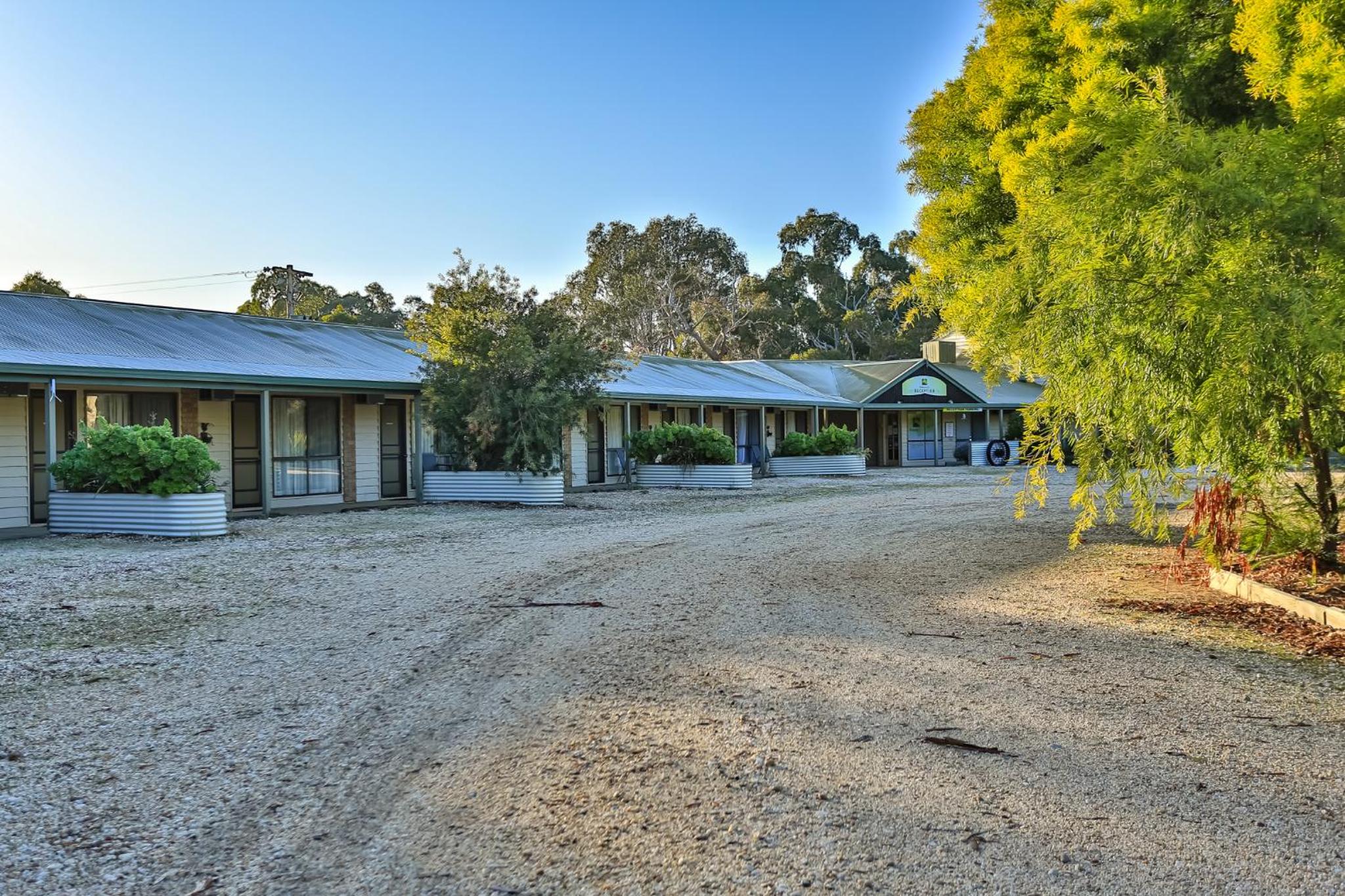 Mountain View Motor Inn & Holiday Lodges