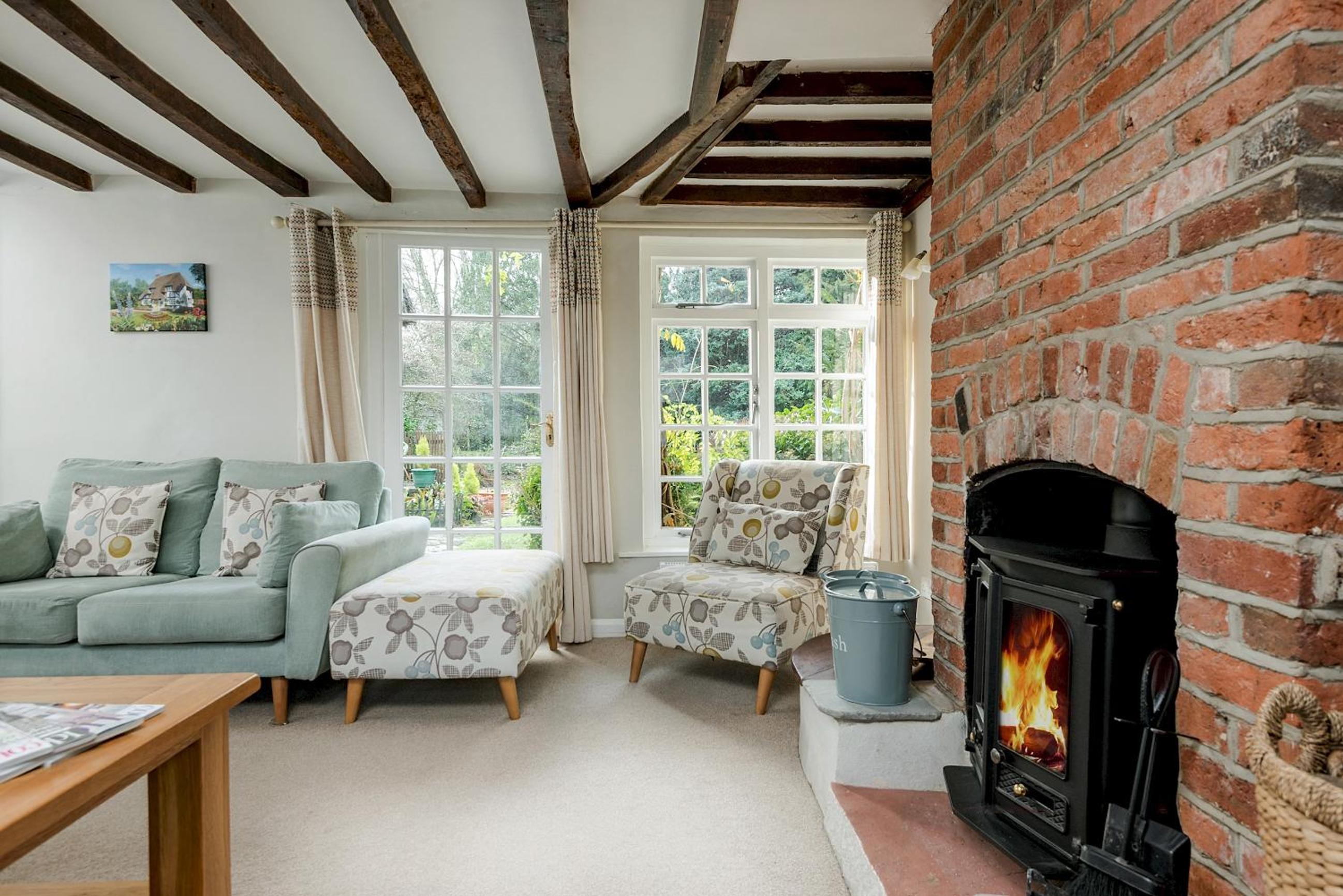 Beck Cottage, Wood Green, New Forest UK view 5