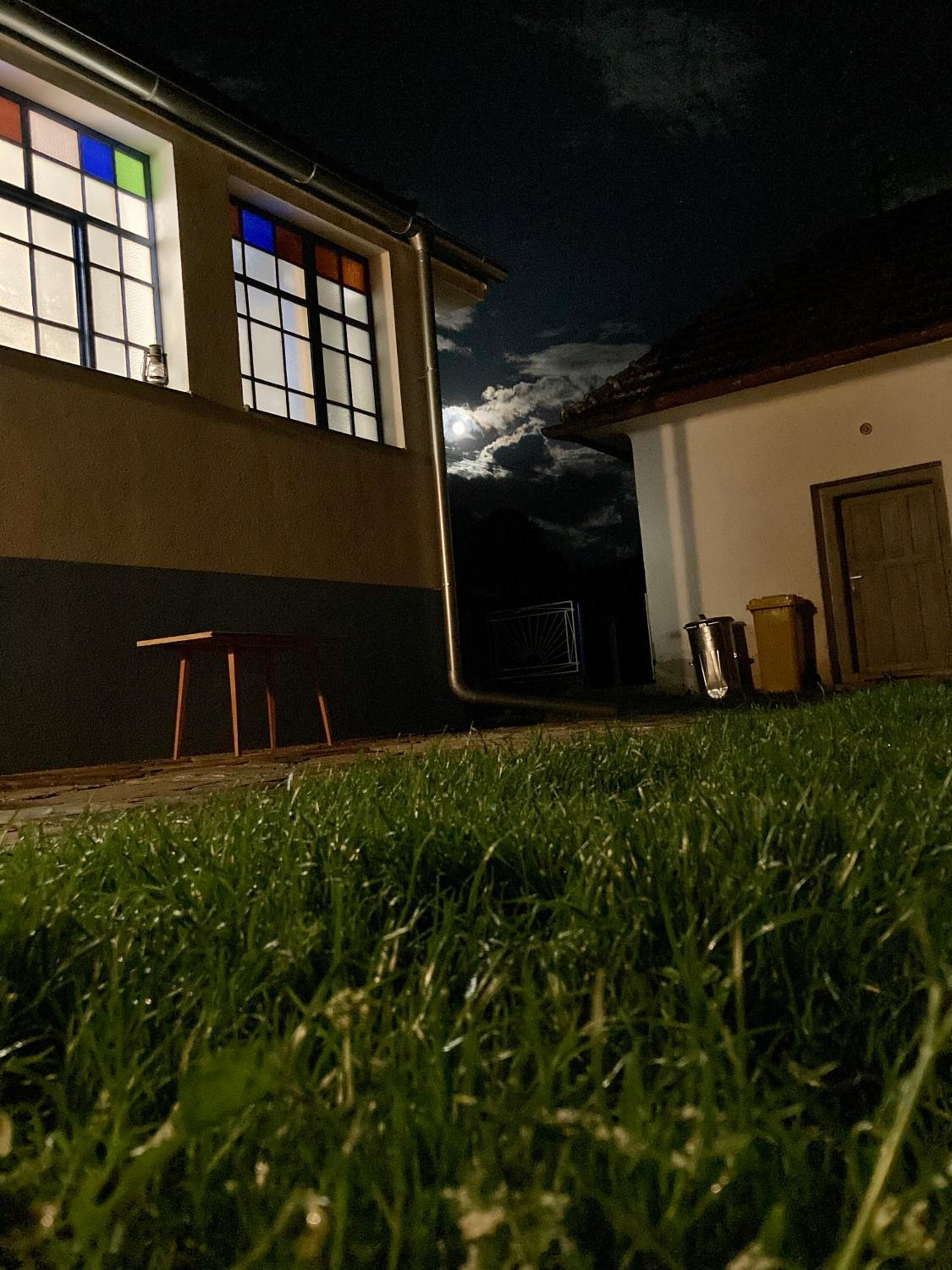 Photo 52