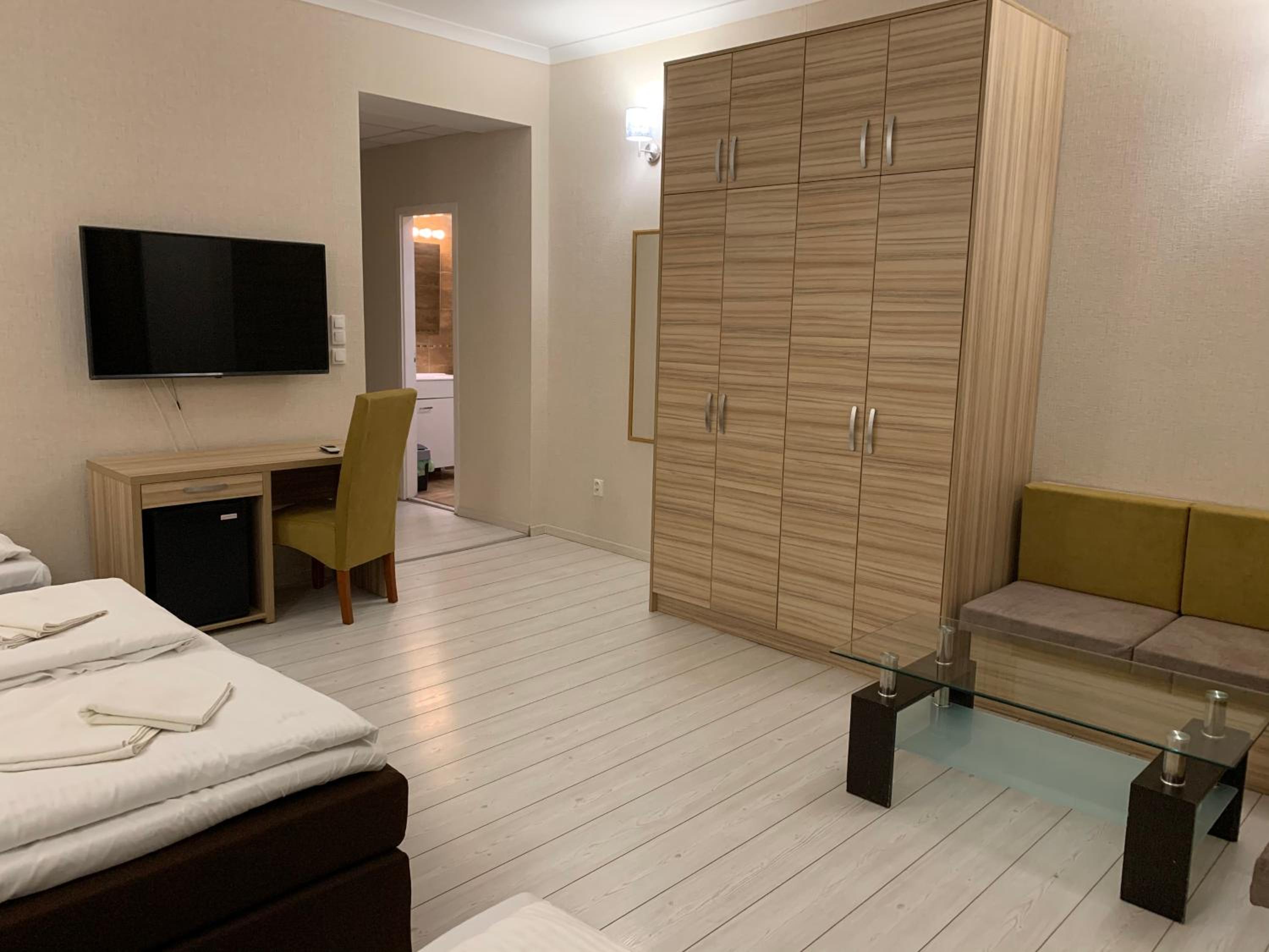 LAS PALMAS ROOMS