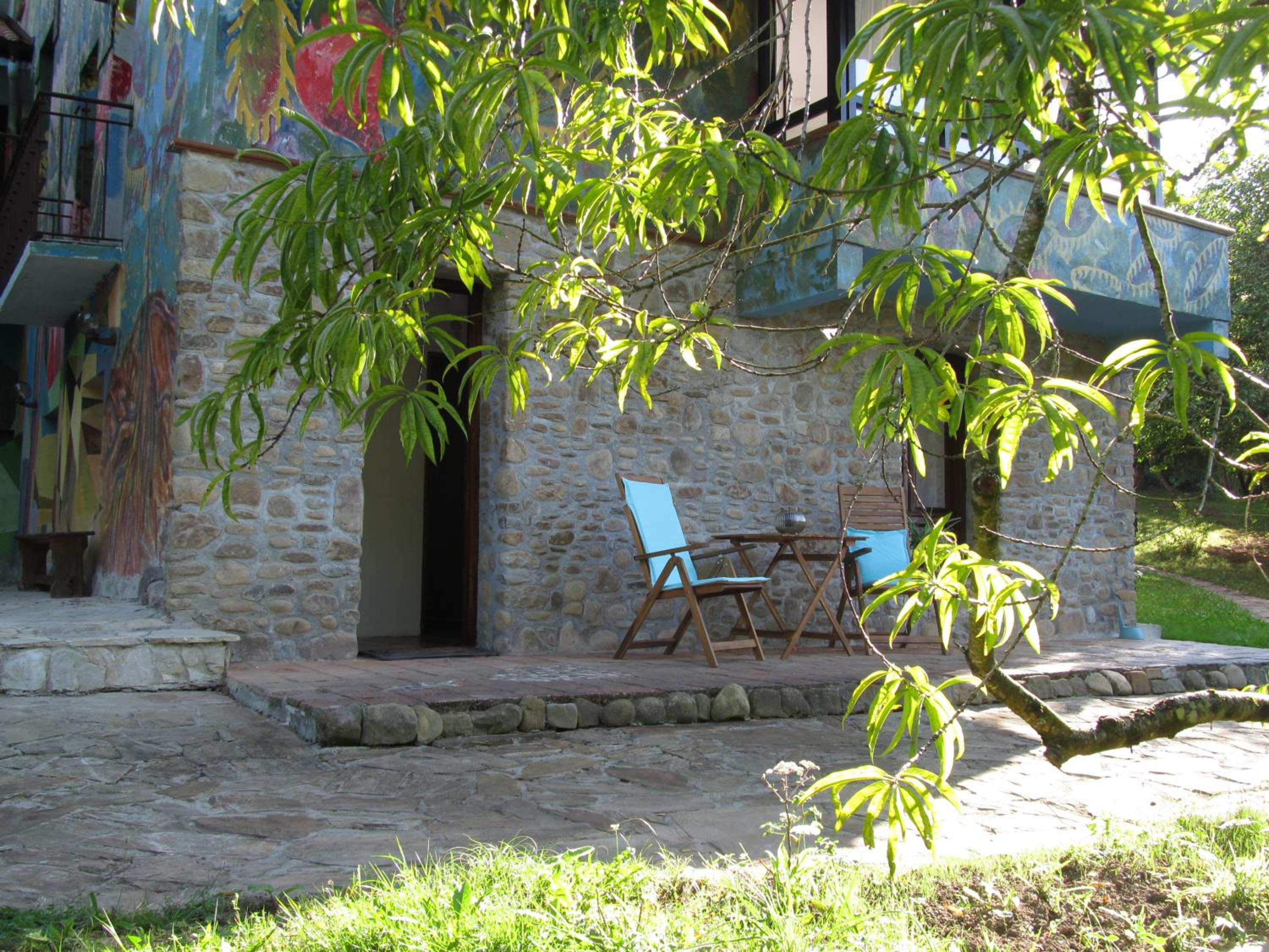 Photo 6