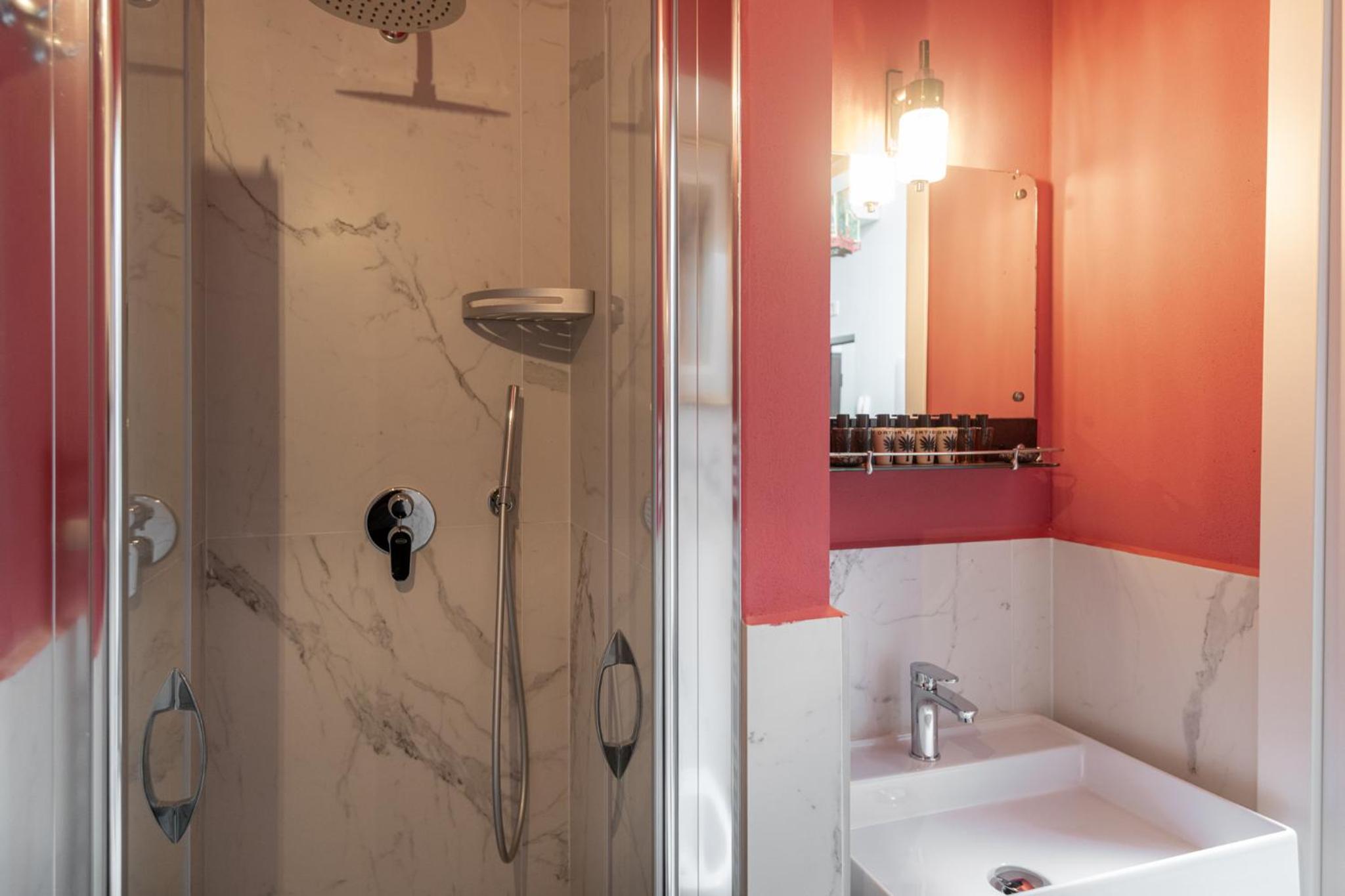 L'8 Boutique Design Apartments