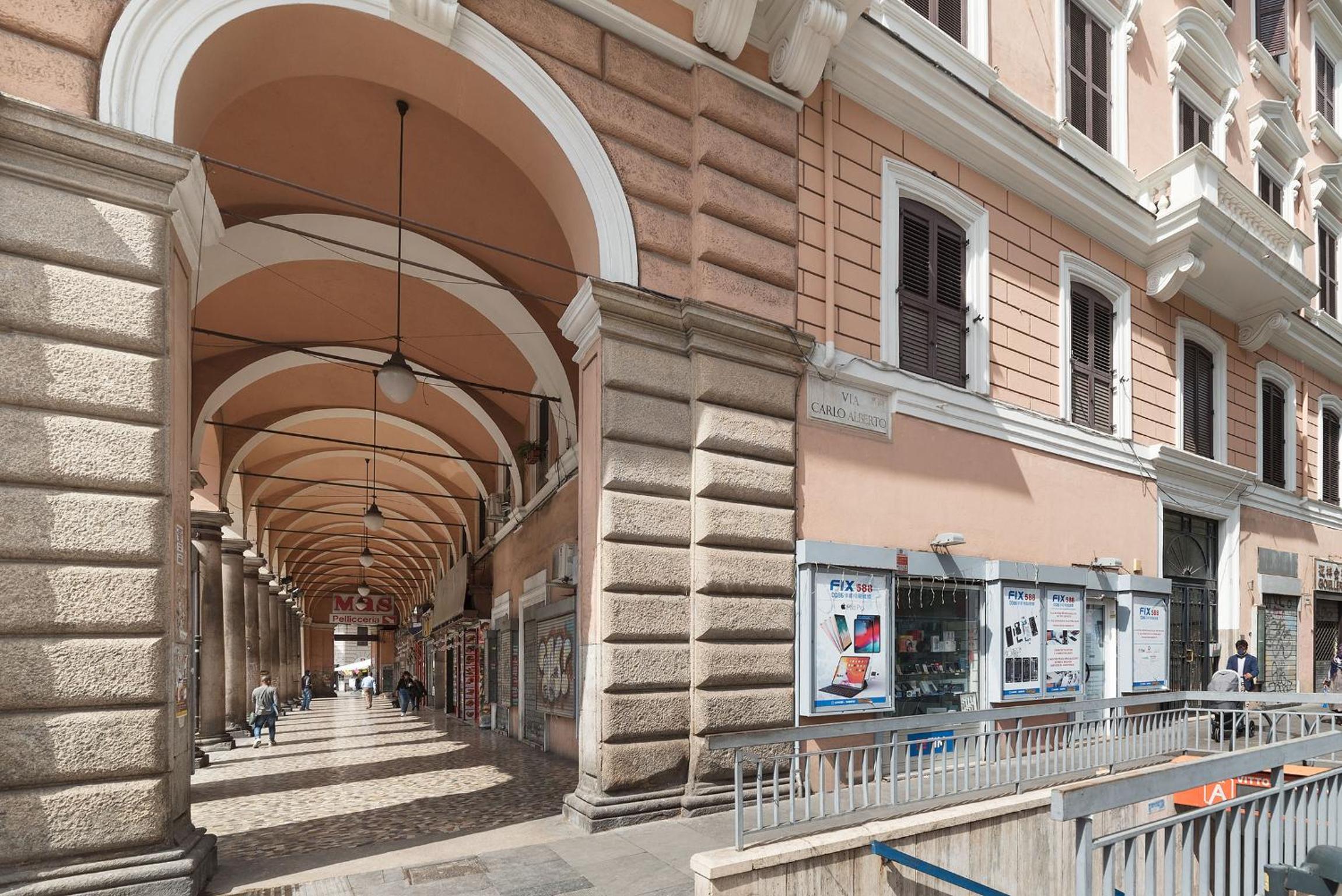 GuestHost - Piazza Vittorio Exclusive Apartment
