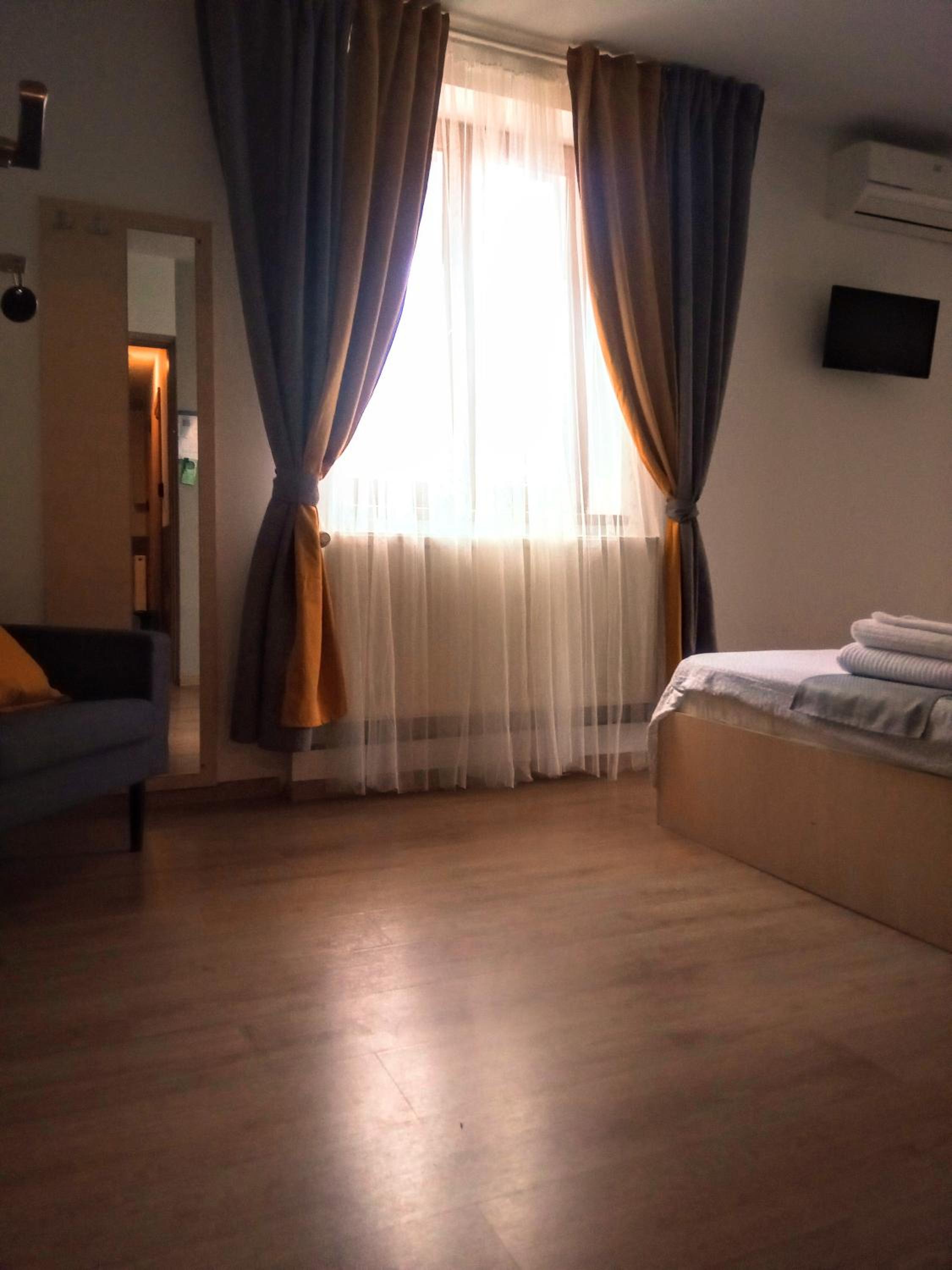 Central Guesthouse