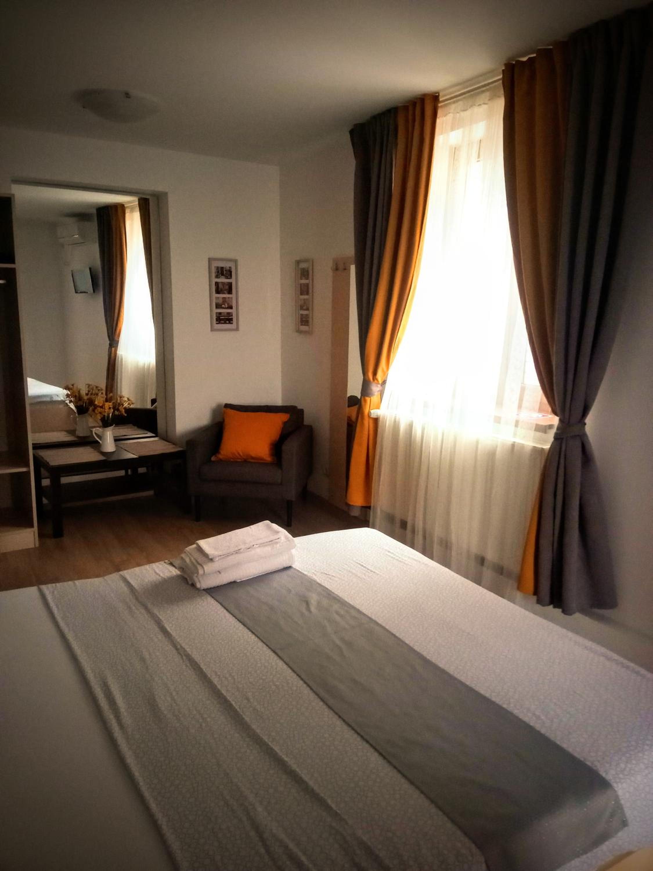 Central Guesthouse