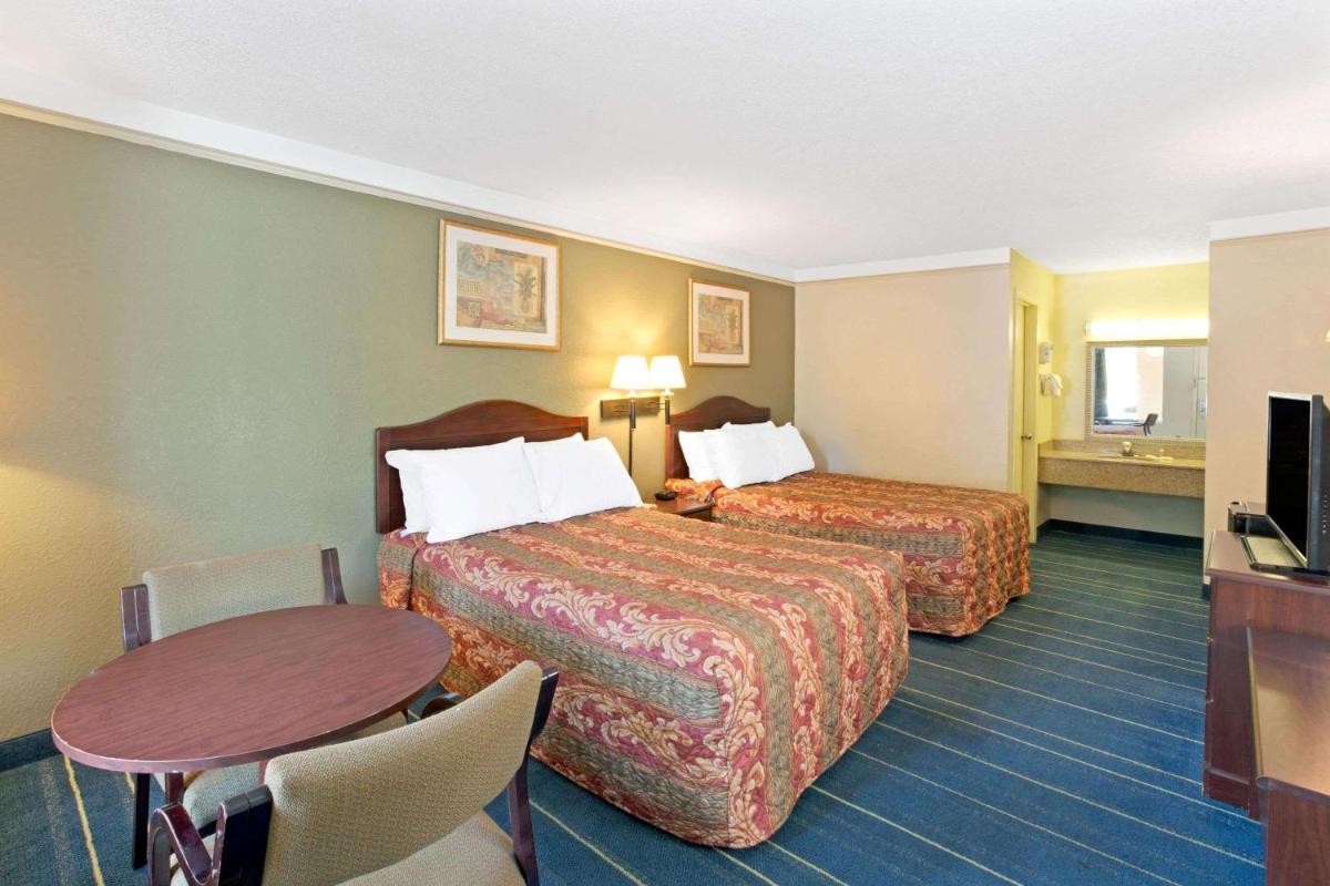 Days Inn by Wyndham Atlantic City Oceanfront-Boardwalk - Image 5