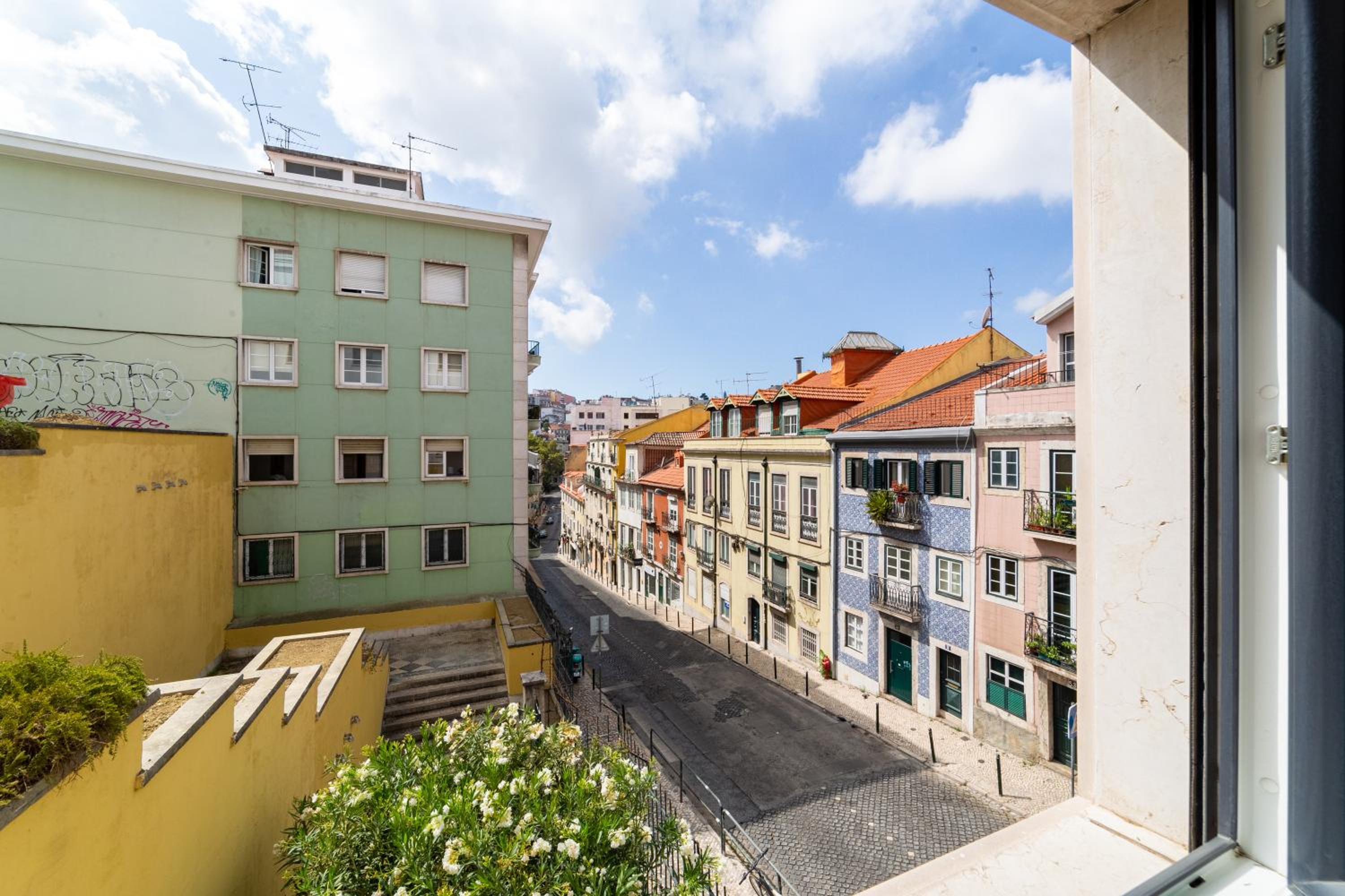 Industrial Lisbon Apartment