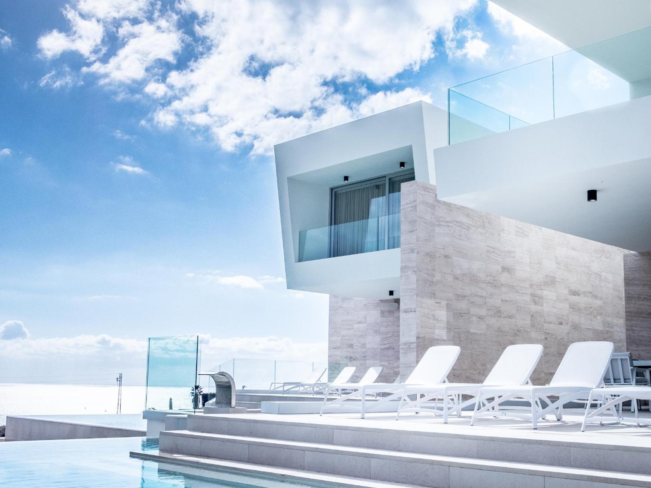 CHALET 95, Lujo y Piscina Infinity view 2