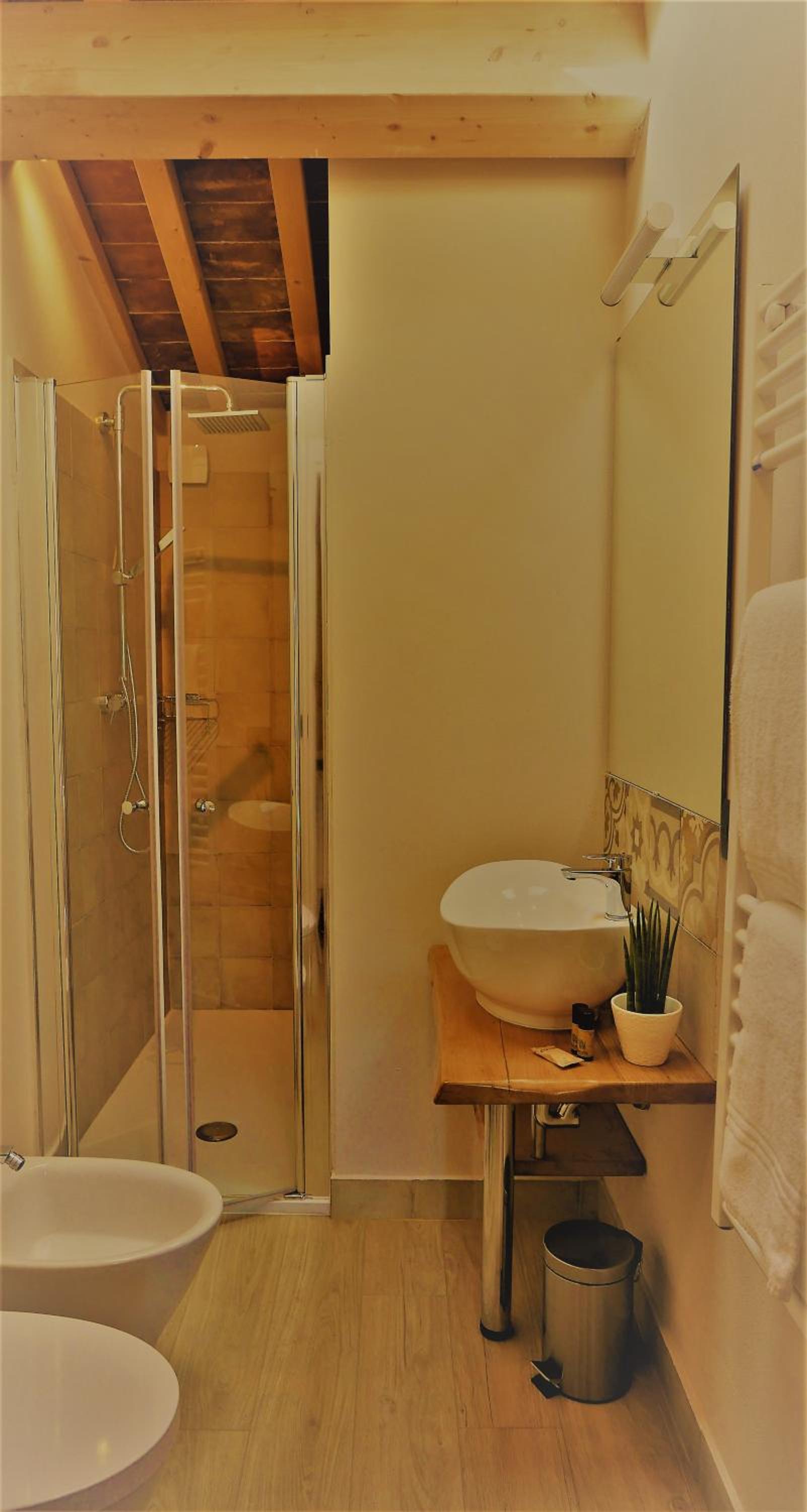 Photo 43