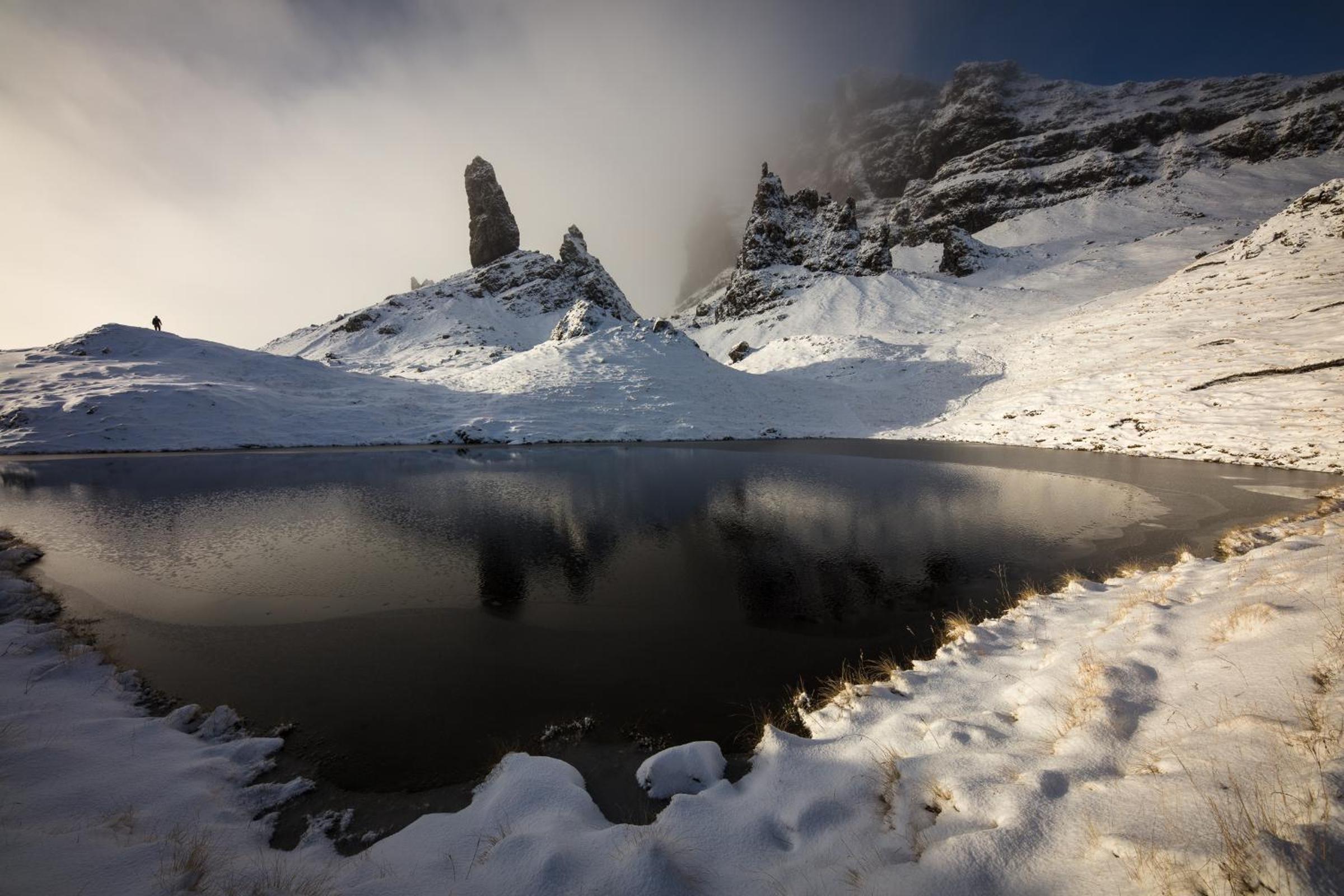 Storr Apartments