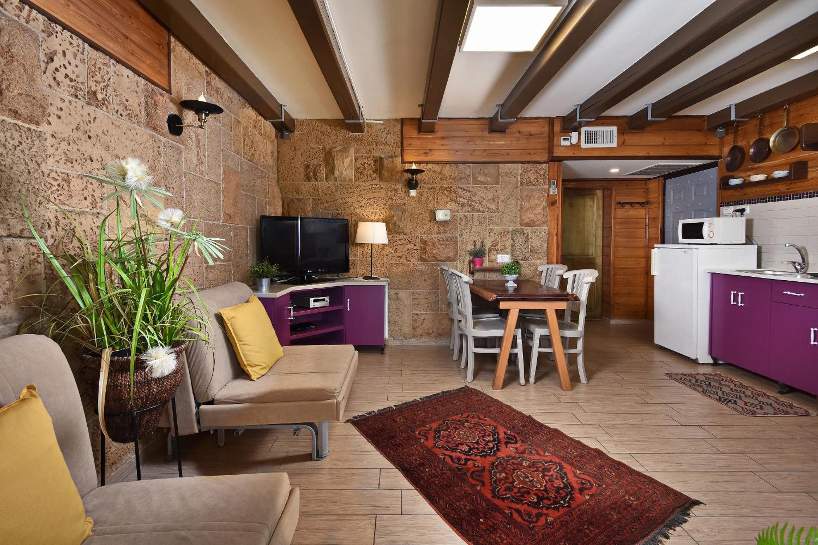 Out of Africa Resort