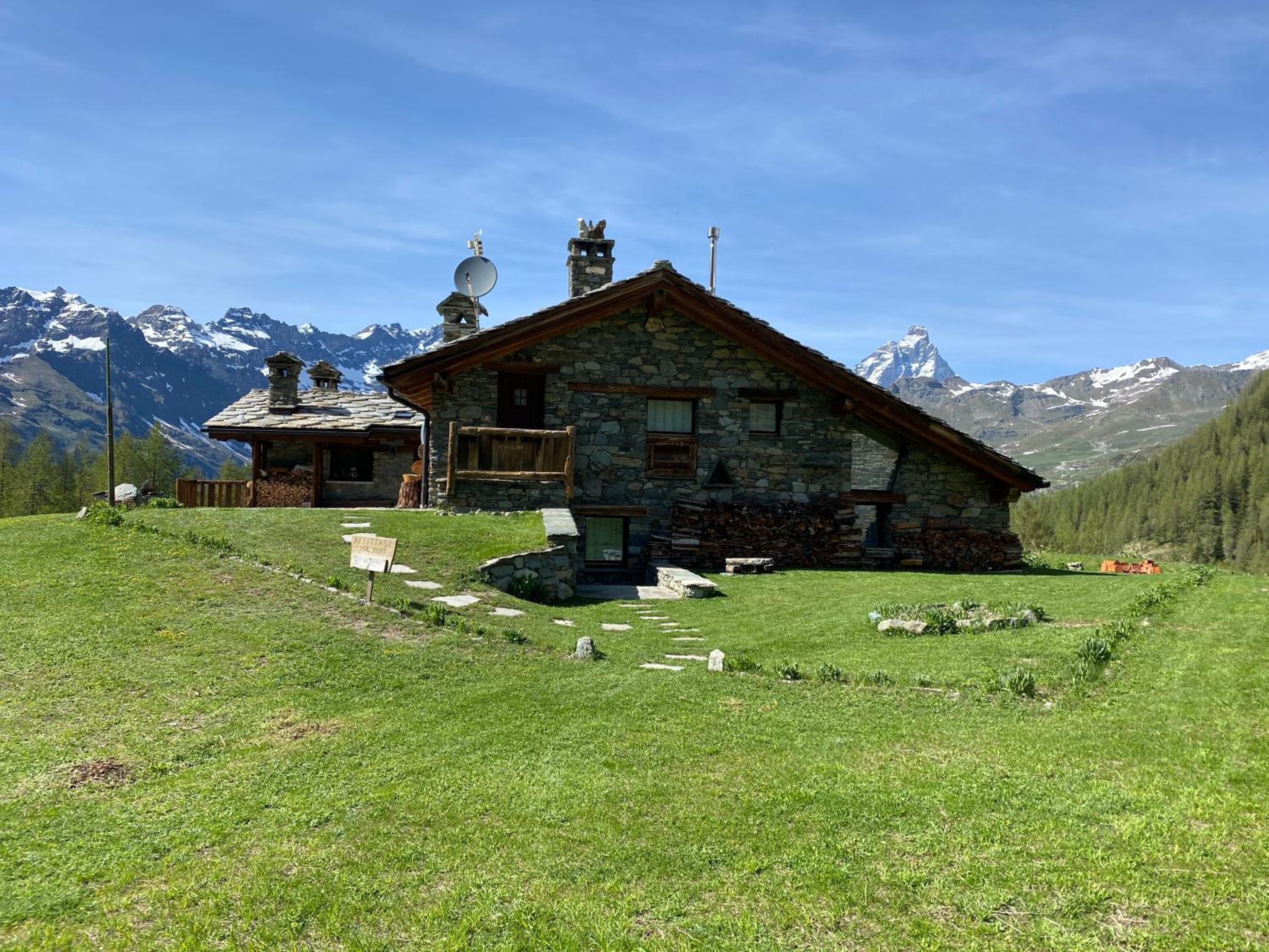 CHALET GORRET CHENEIL view 5