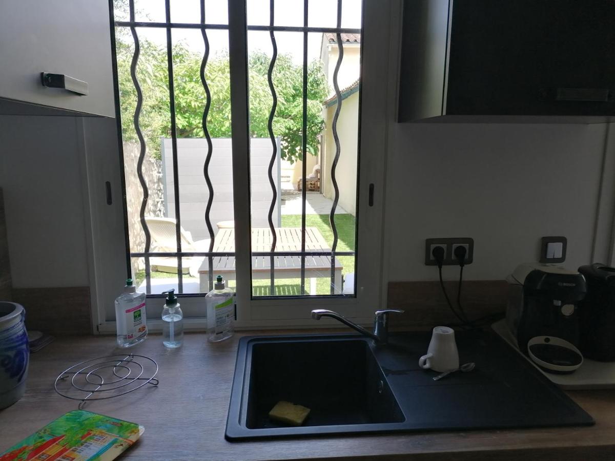 Chambre avec tout le confort d'un appartement view 4