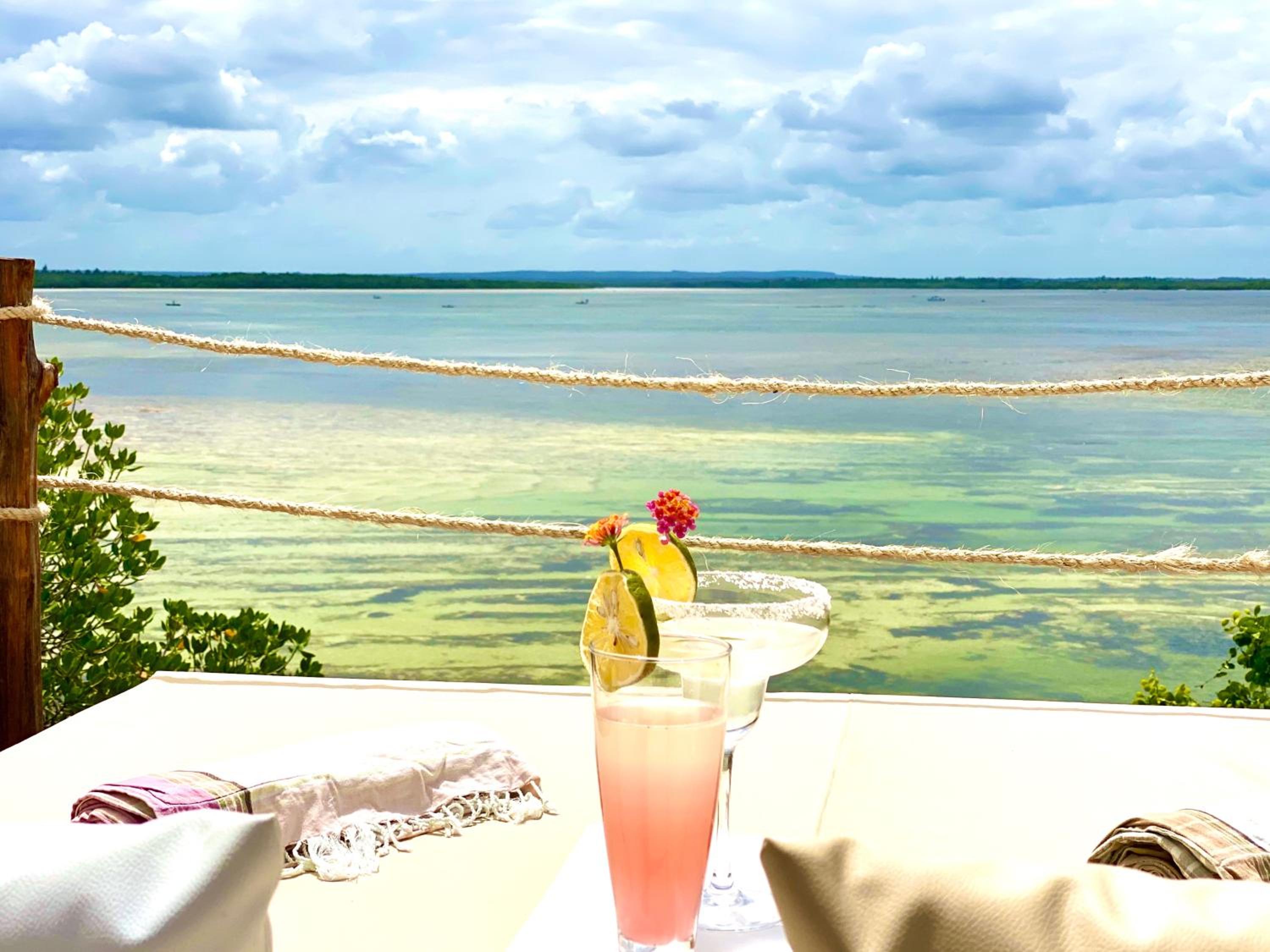 Rock and Sea Resort
