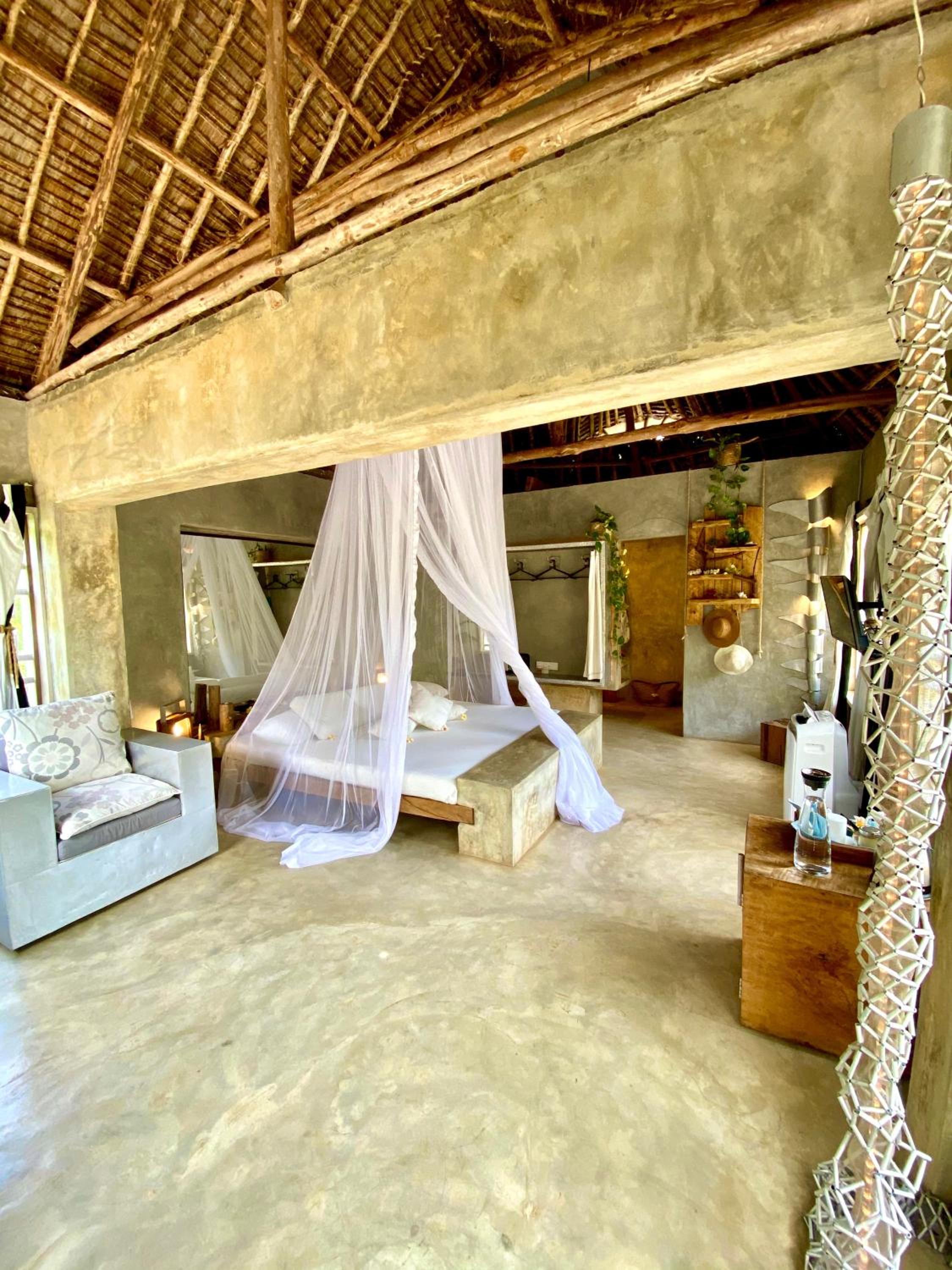 Rock and Sea Resort
