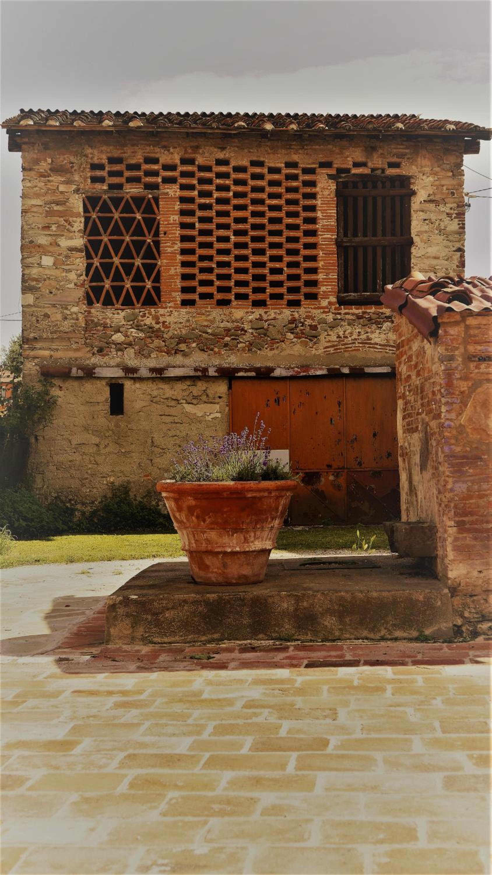 Photo 36