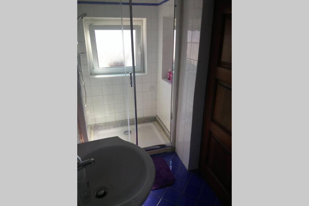 Relax en San Bartolomeo — bathroom
