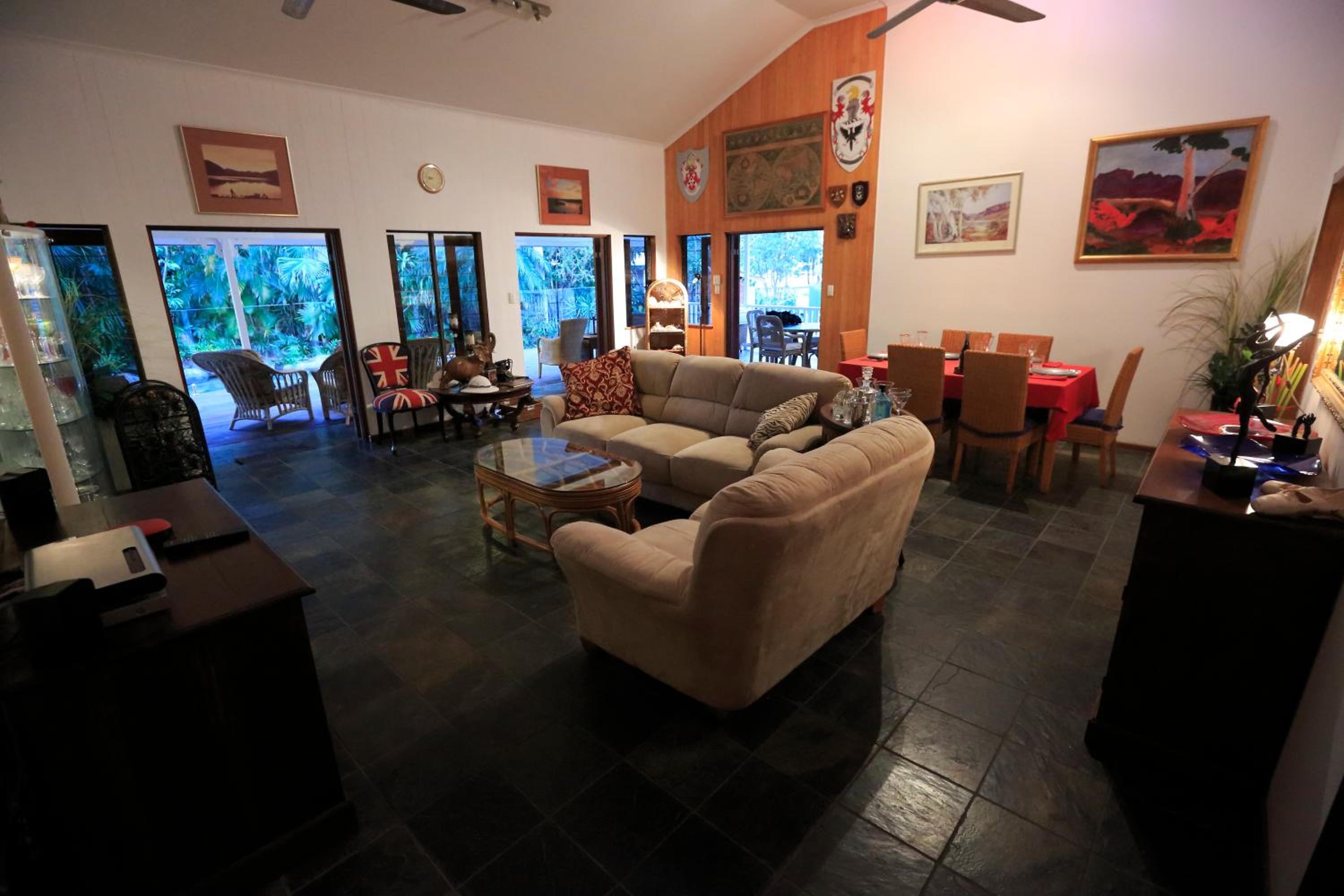 South Pacific Bed & Breakfast view 2