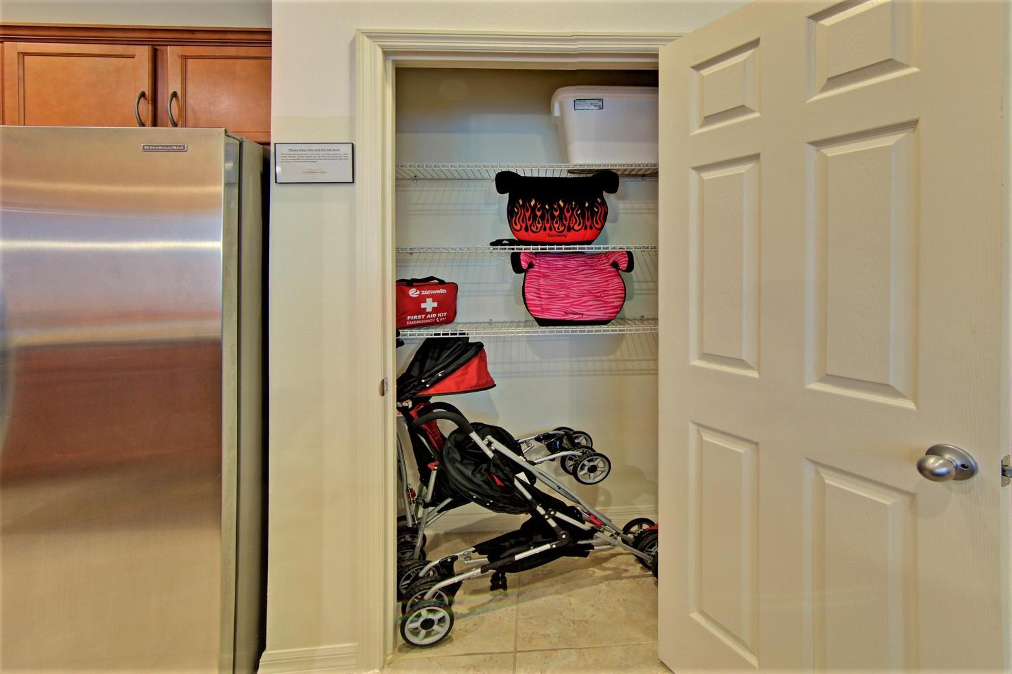 4 Bedroom SunHaven Townhouse with Pool Near Disney view 5