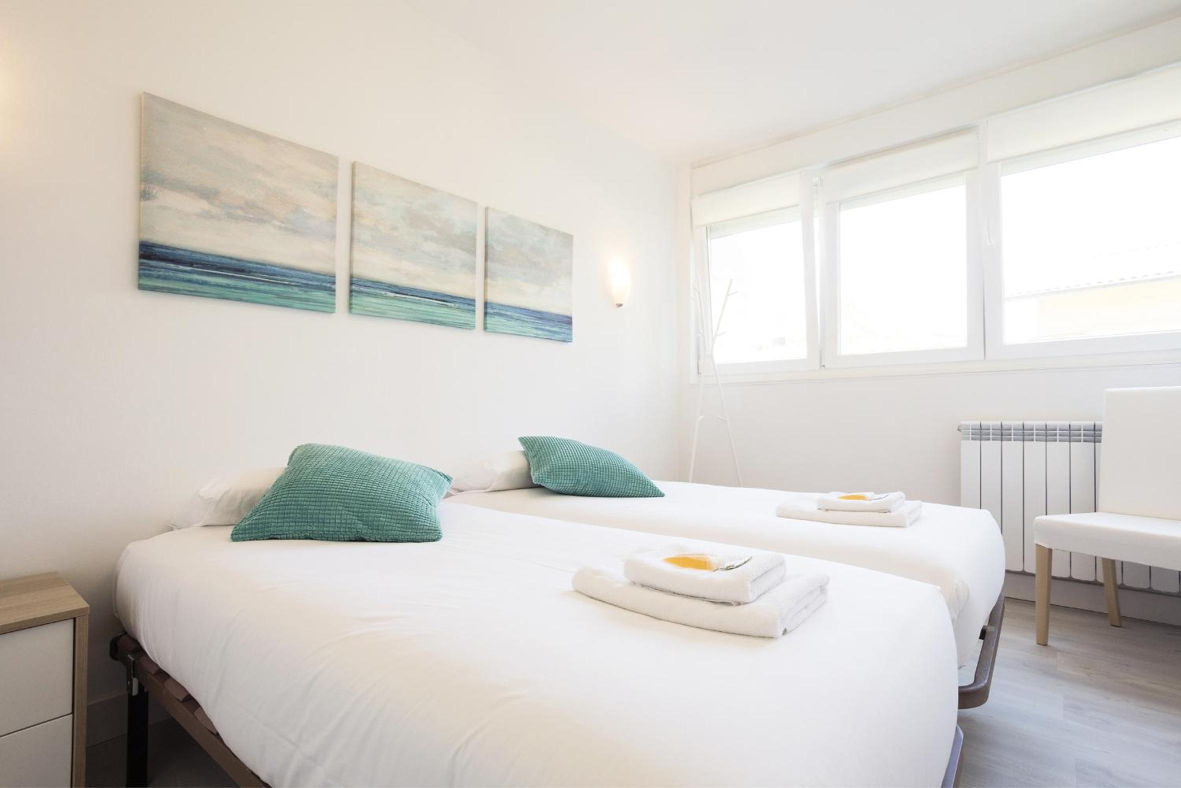 Olabide by Smiling Rentals view 3