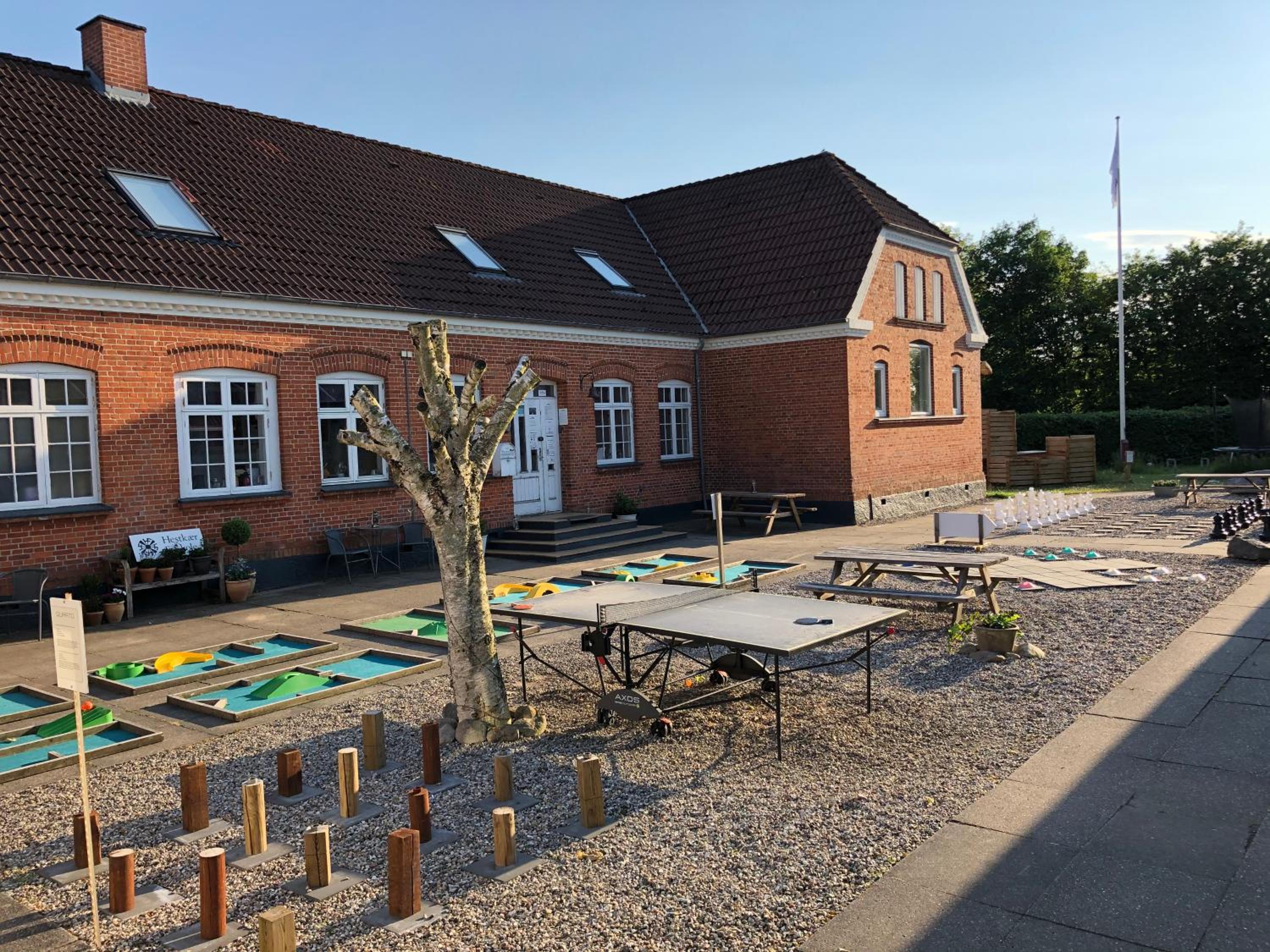 activities & amenities