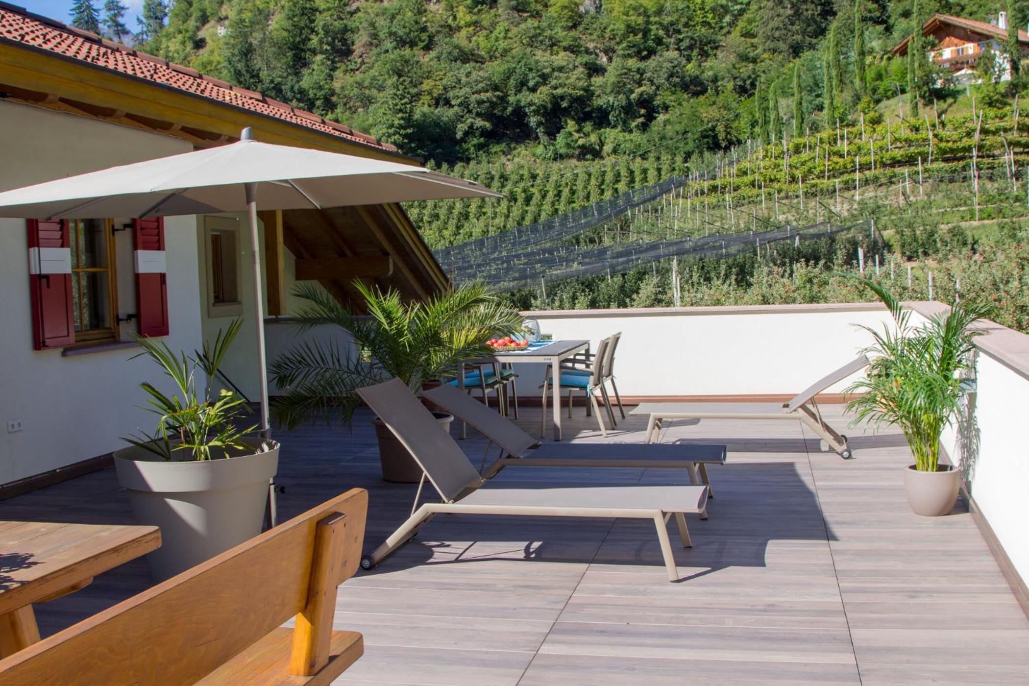 Weingut & Apartments Weitgruber Raffeis view 2