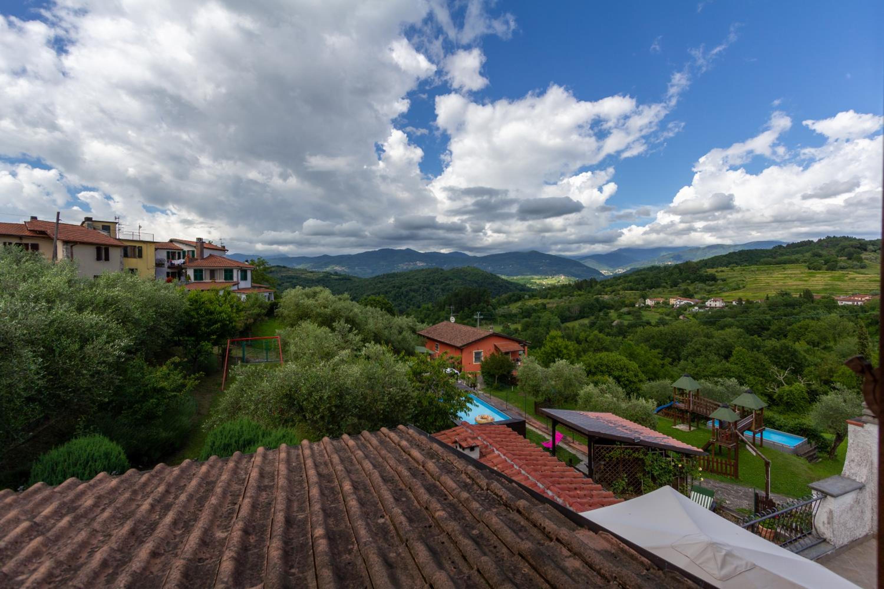 Casa Vì - Toscana, Lunigiana, near Cinque Terre view 5