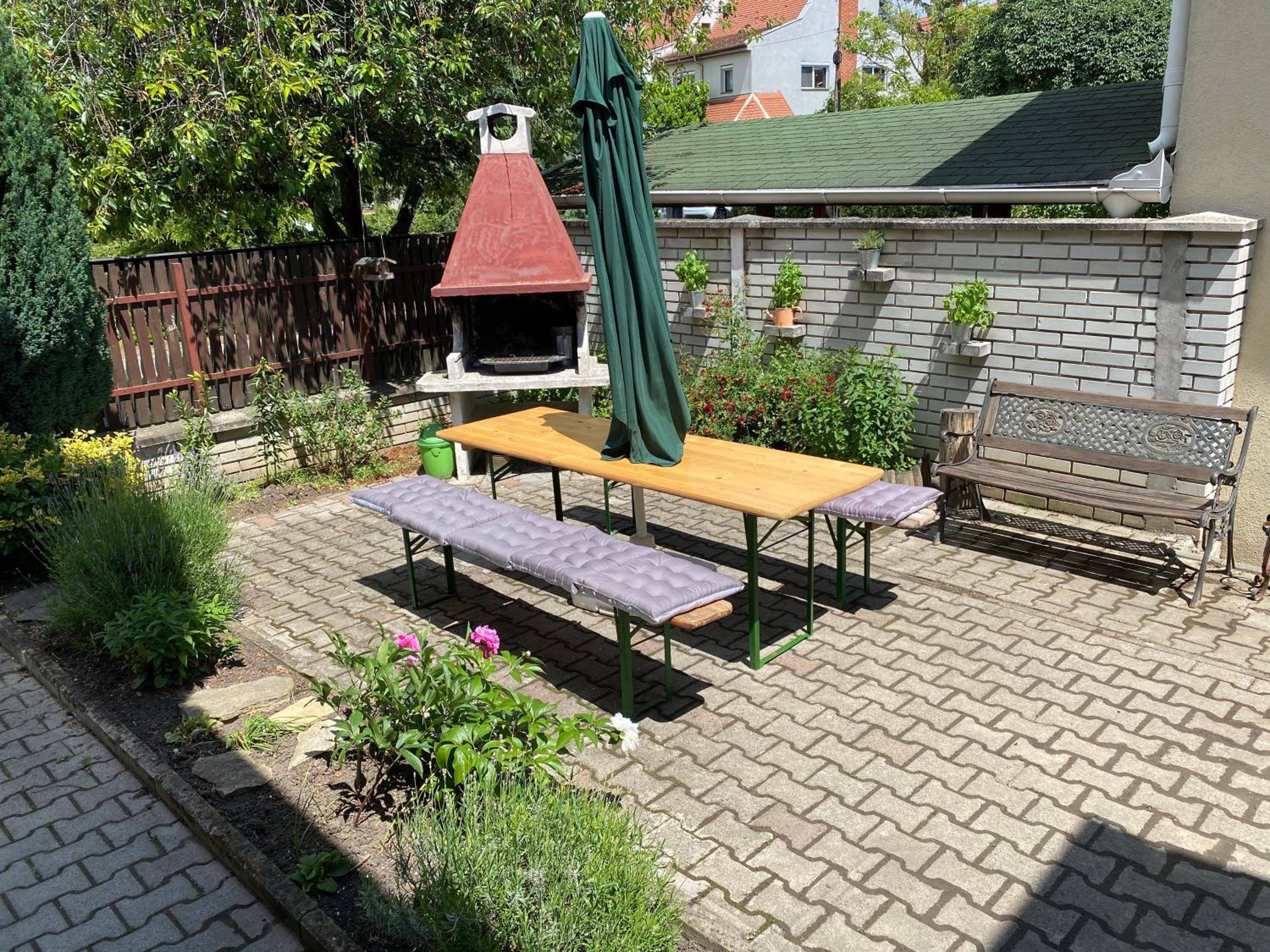 Szomszéd Ház view 4